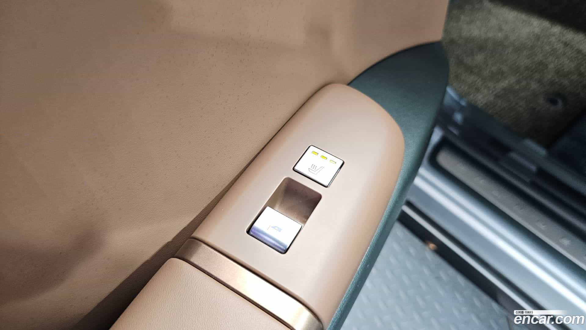 Grandeur Hyundai 2023.2-OPTION-017