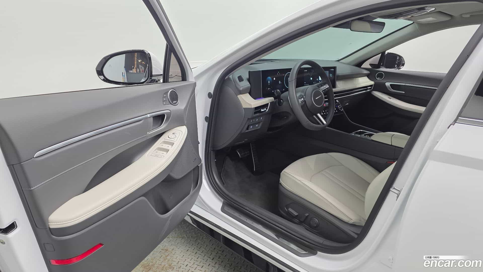 Sonata Hyundai 2026.1-INNER-010