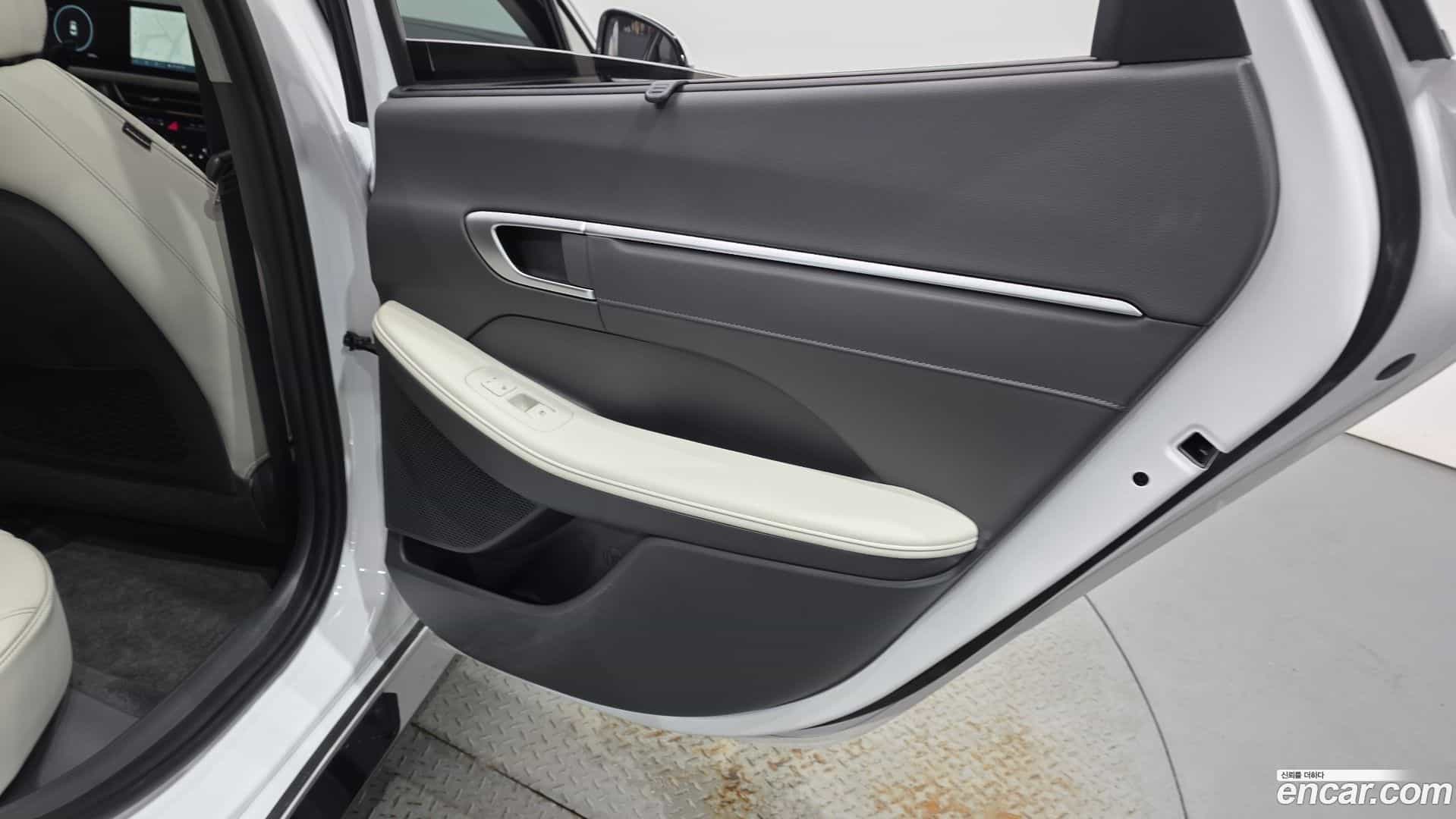 Sonata Hyundai 2026.1-INNER-035