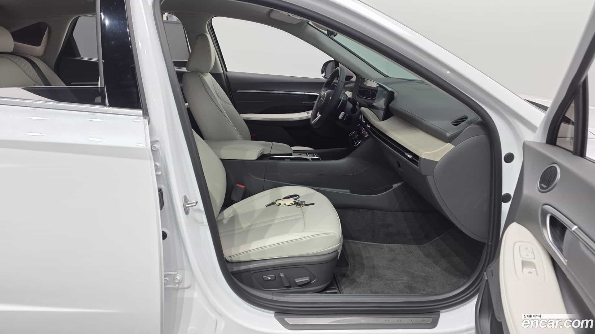 Sonata Hyundai 2026.1-INNER-036