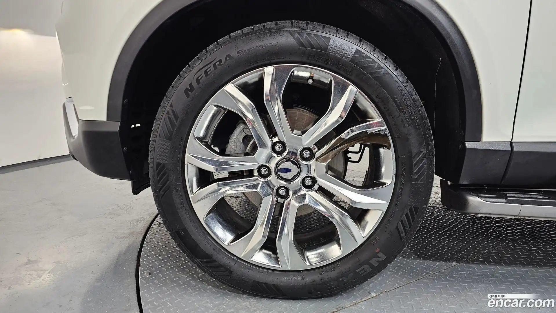 Rexton KG Mobility 2017.10-OUTER-005