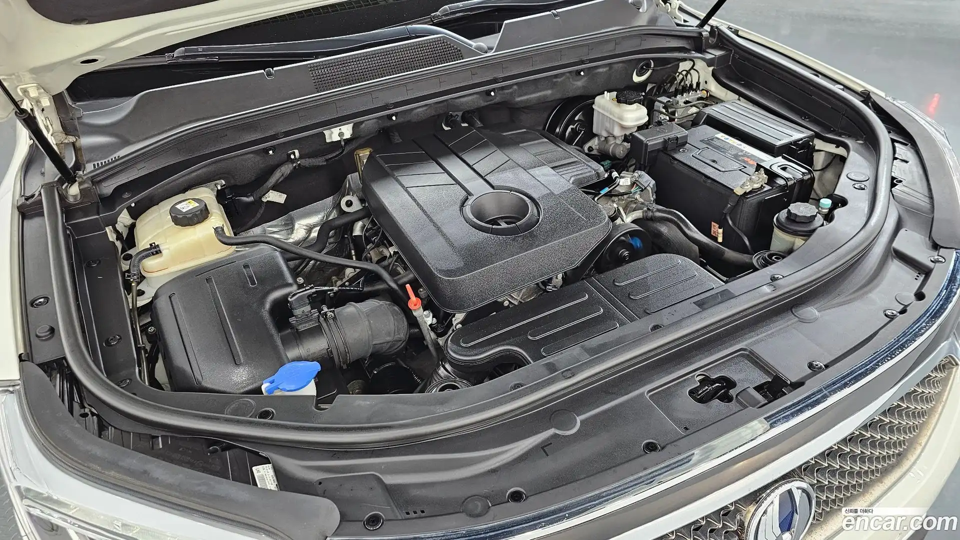 Rexton KG Mobility 2017.10-OUTER-006