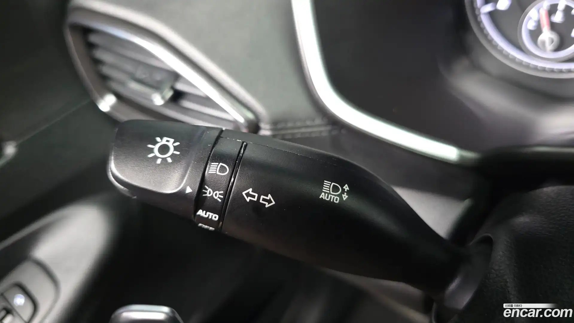 Santafe Hyundai 2020.6-OPTION-042