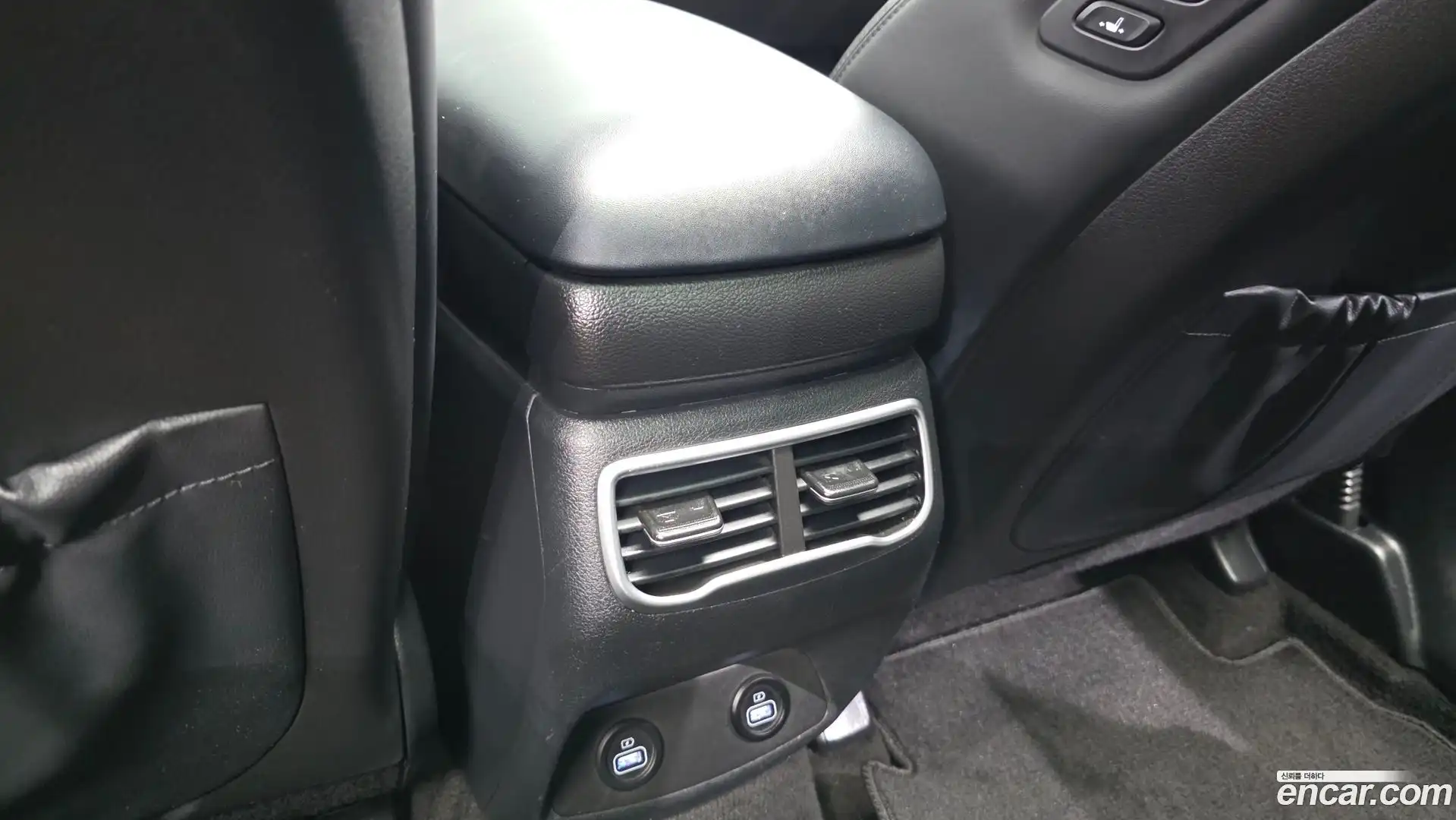 Santafe Hyundai 2020.6-OPTION-045
