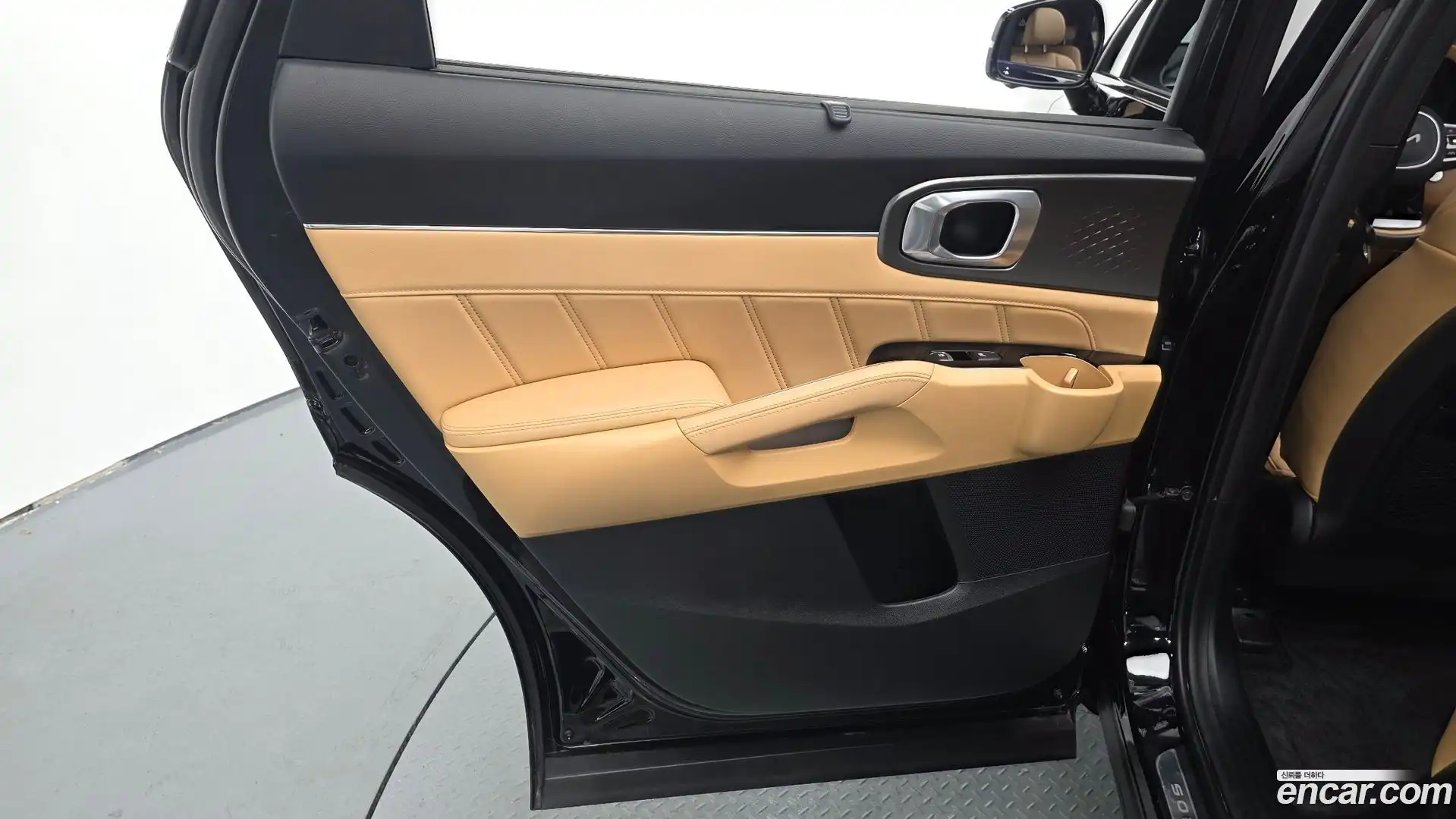 Sorento Kia 2022.11-INNER-035
