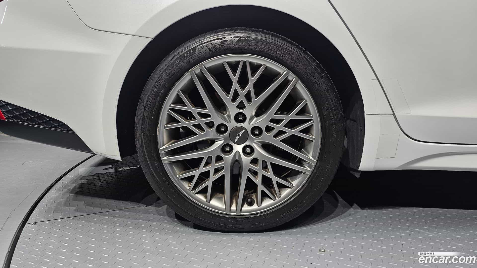 G70 Genesis 2021.6-OUTER-005