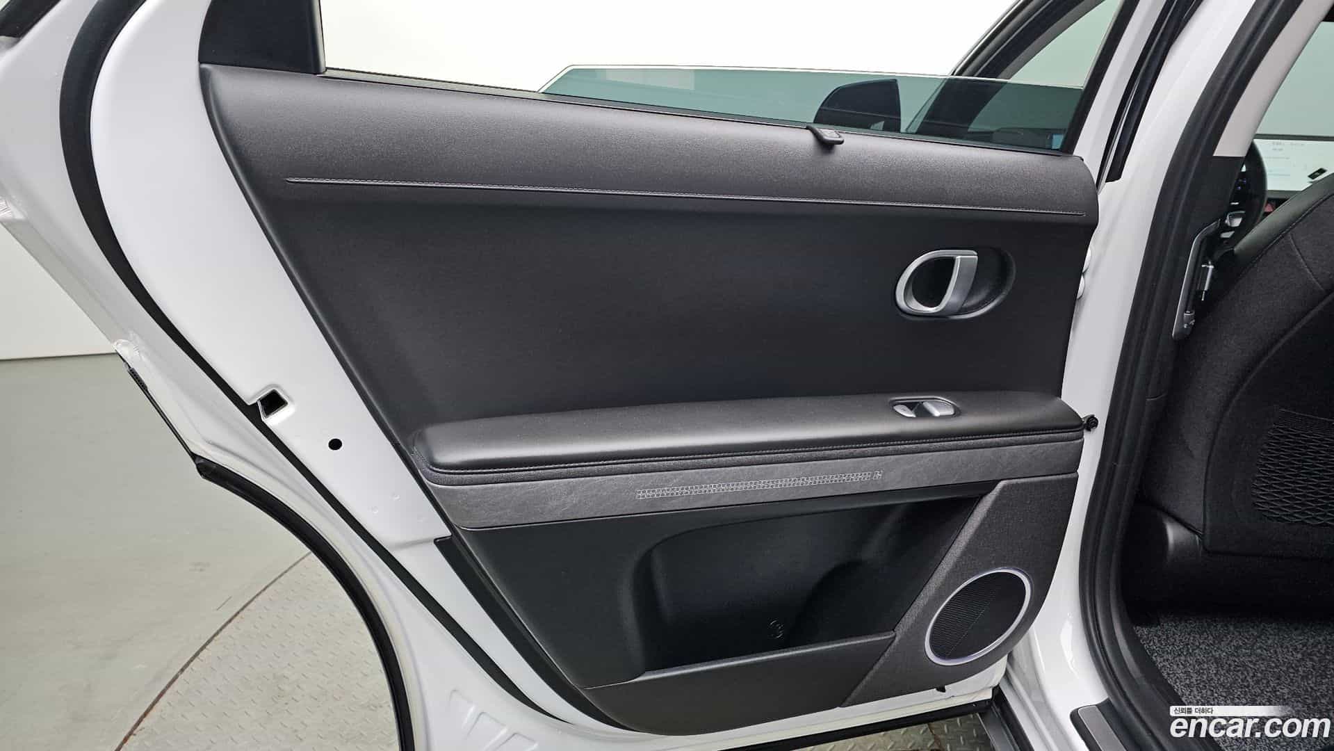 Ioniq5 Hyundai 2024.2-INNER-035