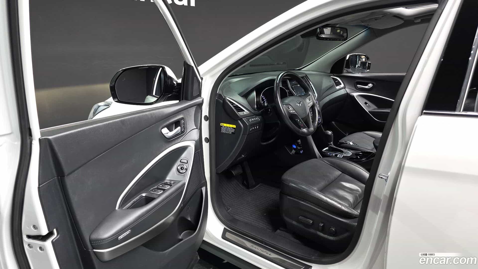 Santafe Hyundai 2015.5-INNER-010