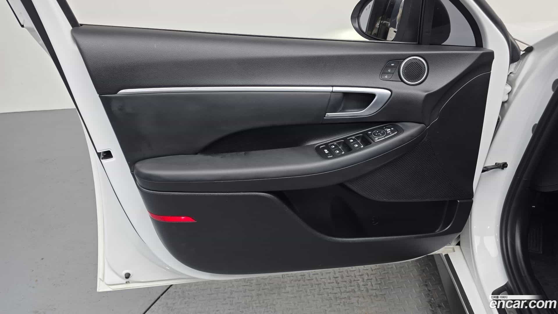 Sonata Hyundai 2021.0-INNER-034