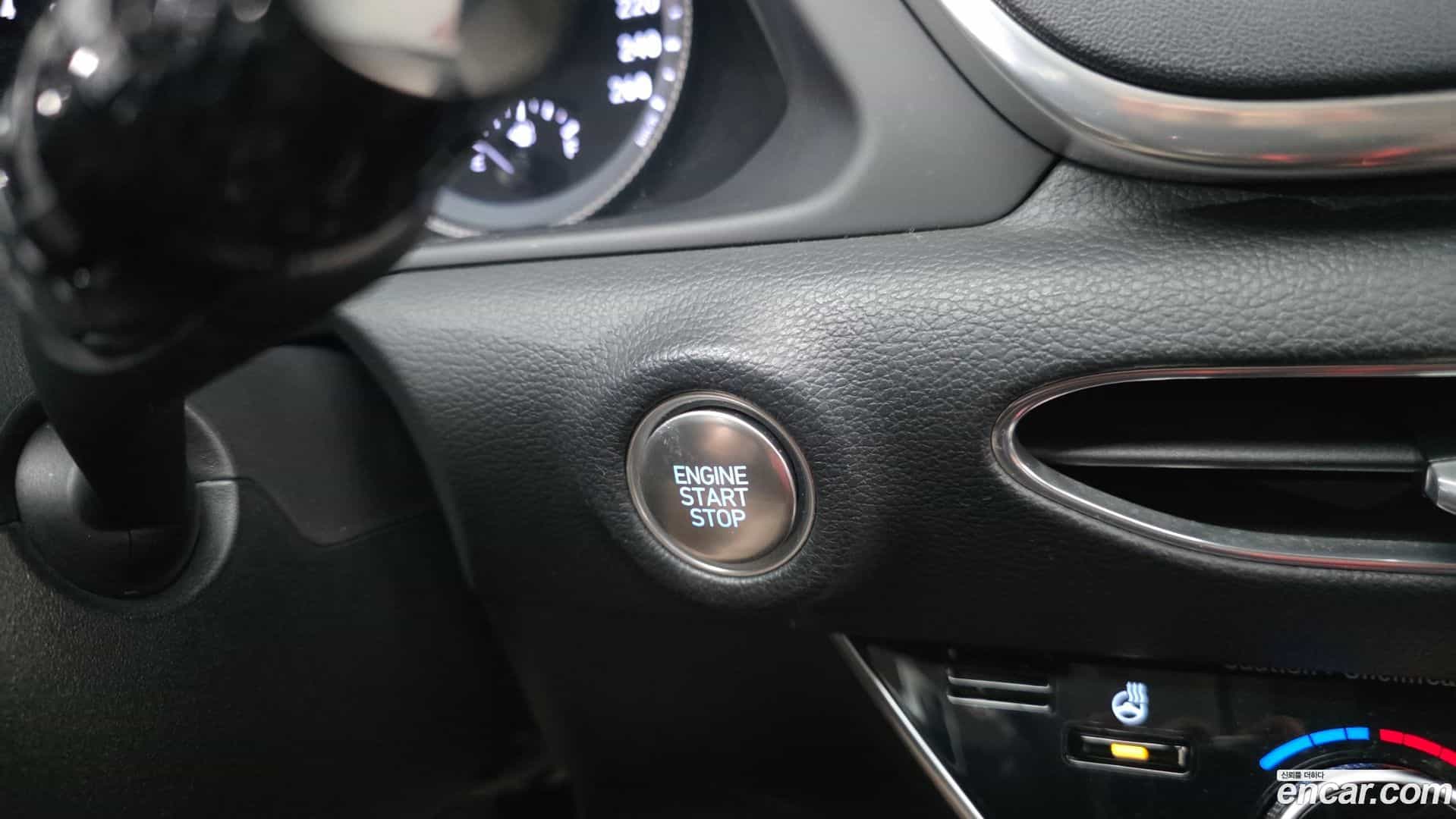 Sonata Hyundai 2021.0-OPTION-043