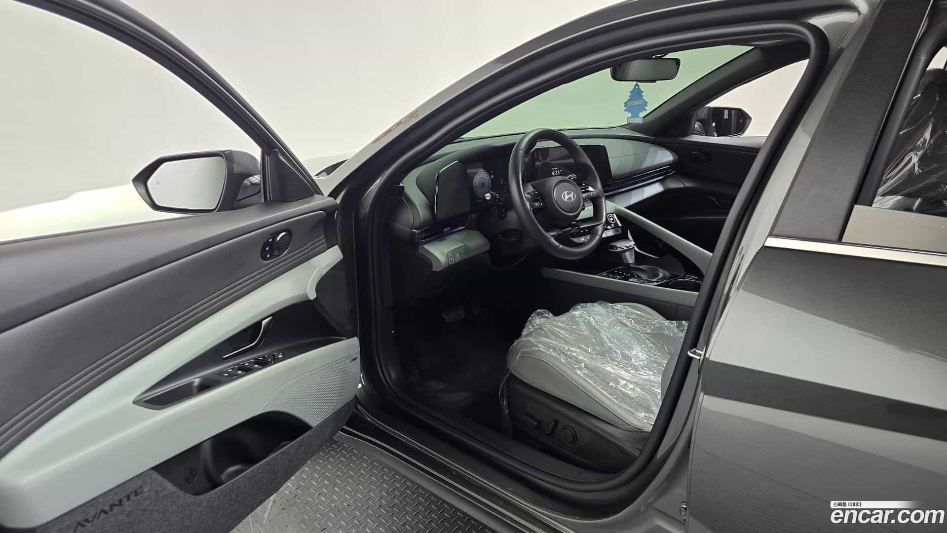 AVANTE Hyundai 2025.11-INNER-010