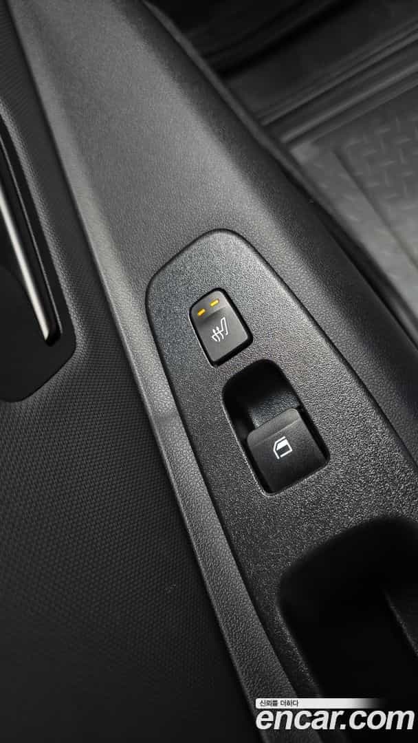 AVANTE Hyundai 2025.11-OPTION-041
