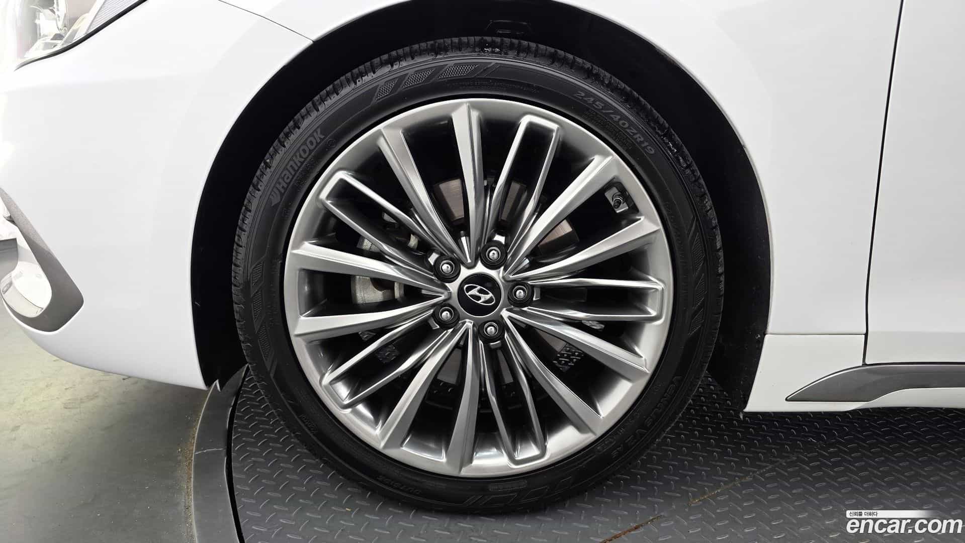 Grandeur Hyundai 2018.7-OUTER-005