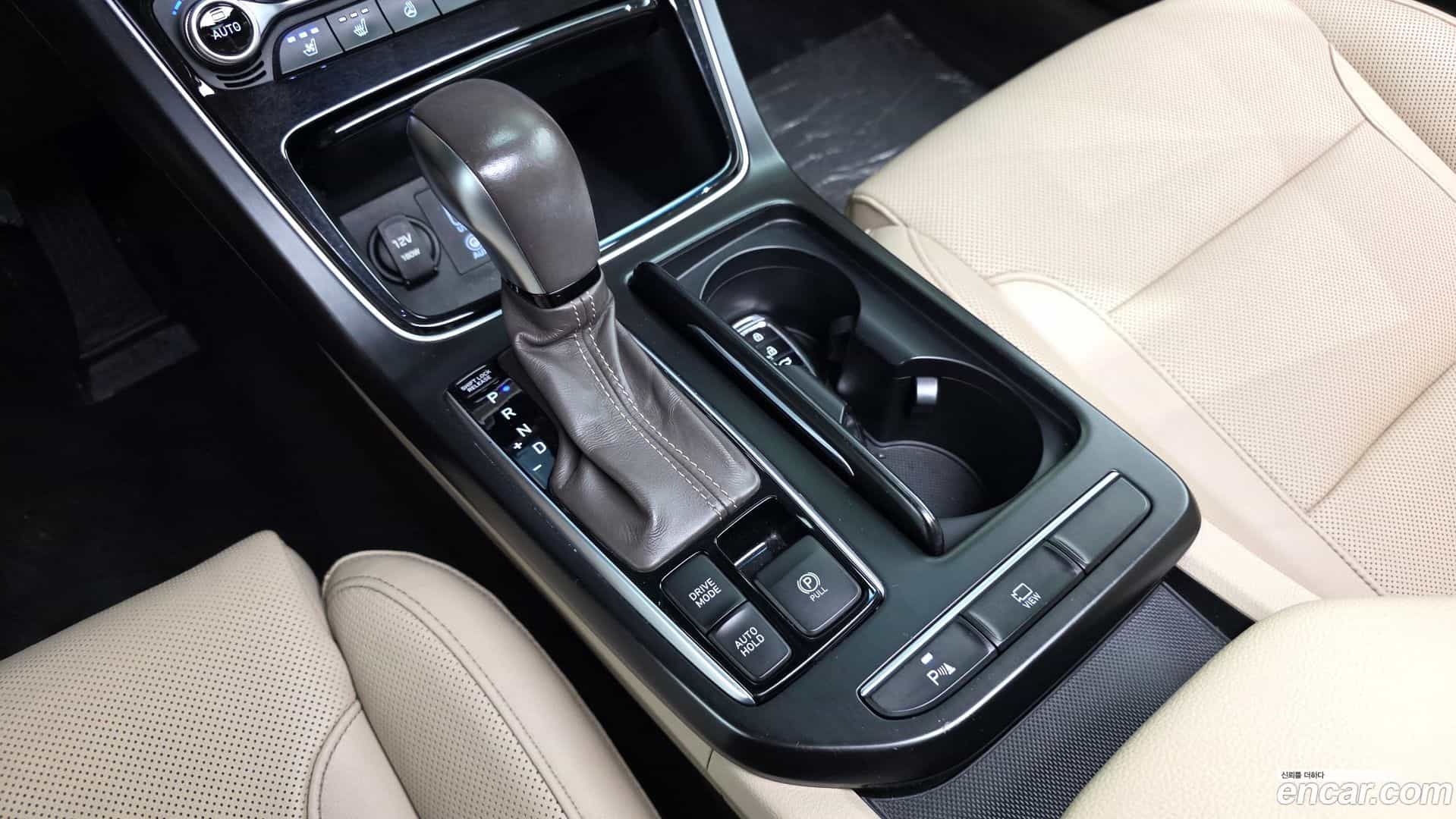 Grandeur Hyundai 2018.7-INNER-009