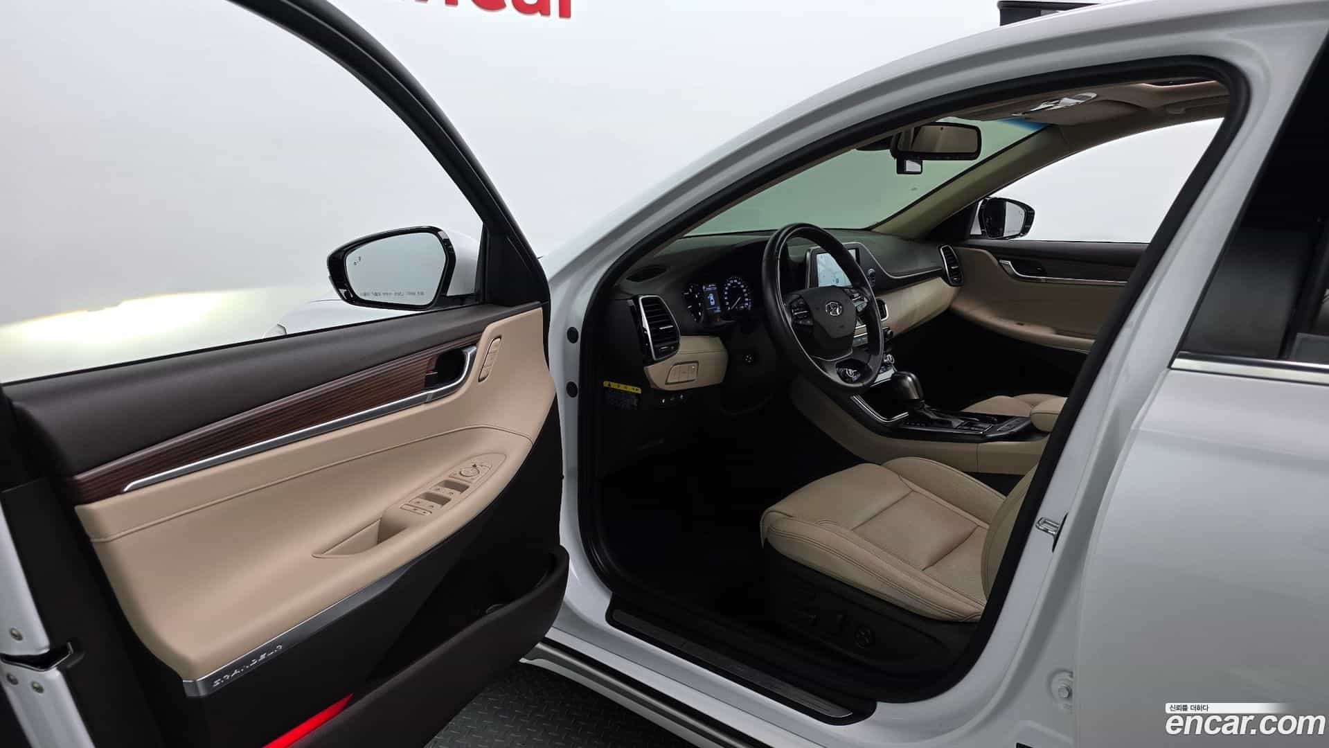 Grandeur Hyundai 2018.7-INNER-010