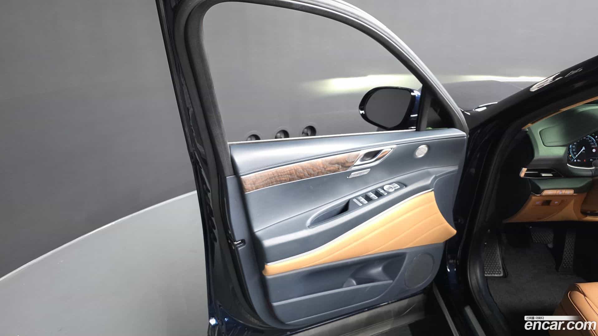 GV80 Genesis 2022.1-INNER-034