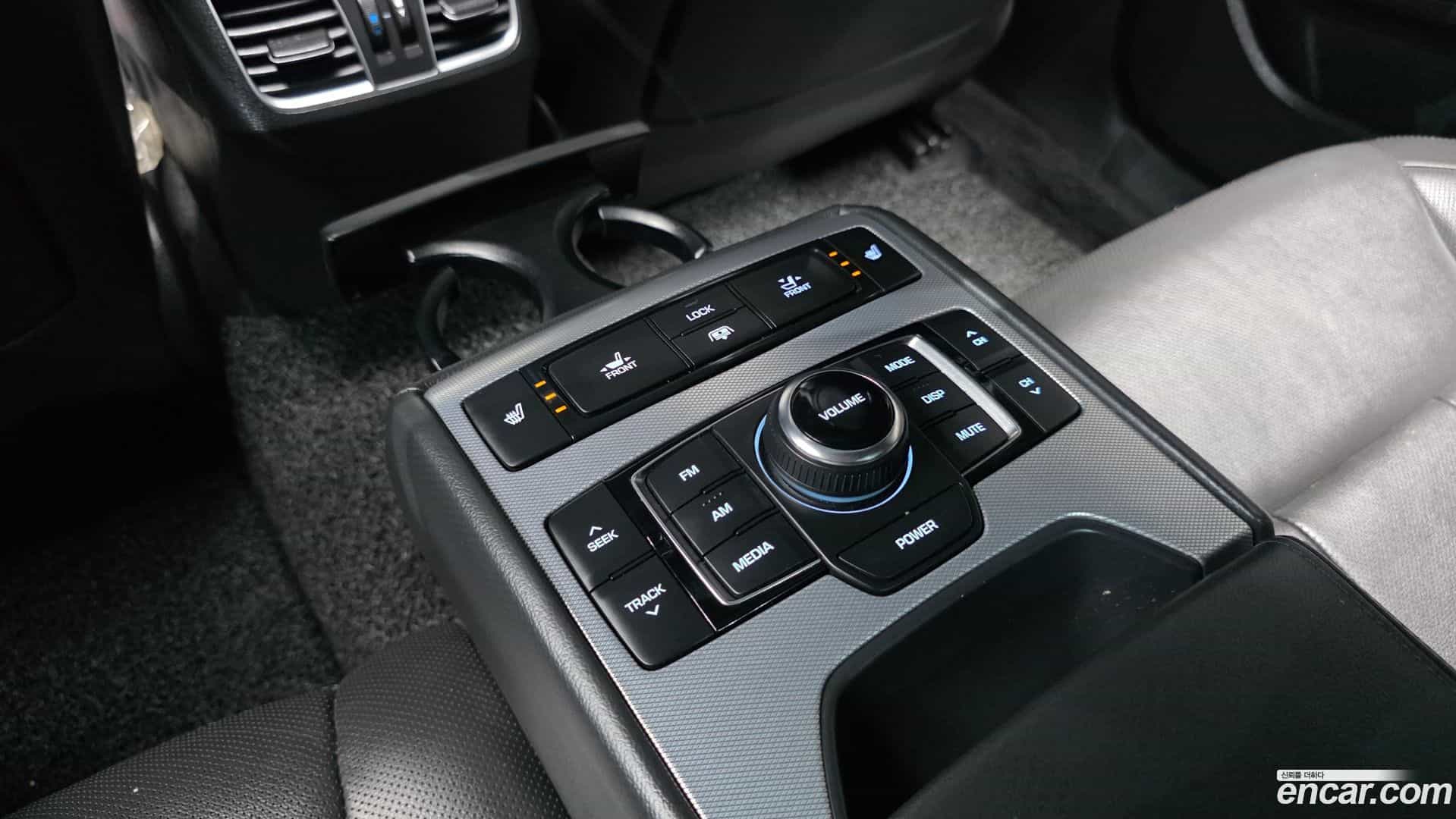 G80 Genesis 2018.0-OPTION-022