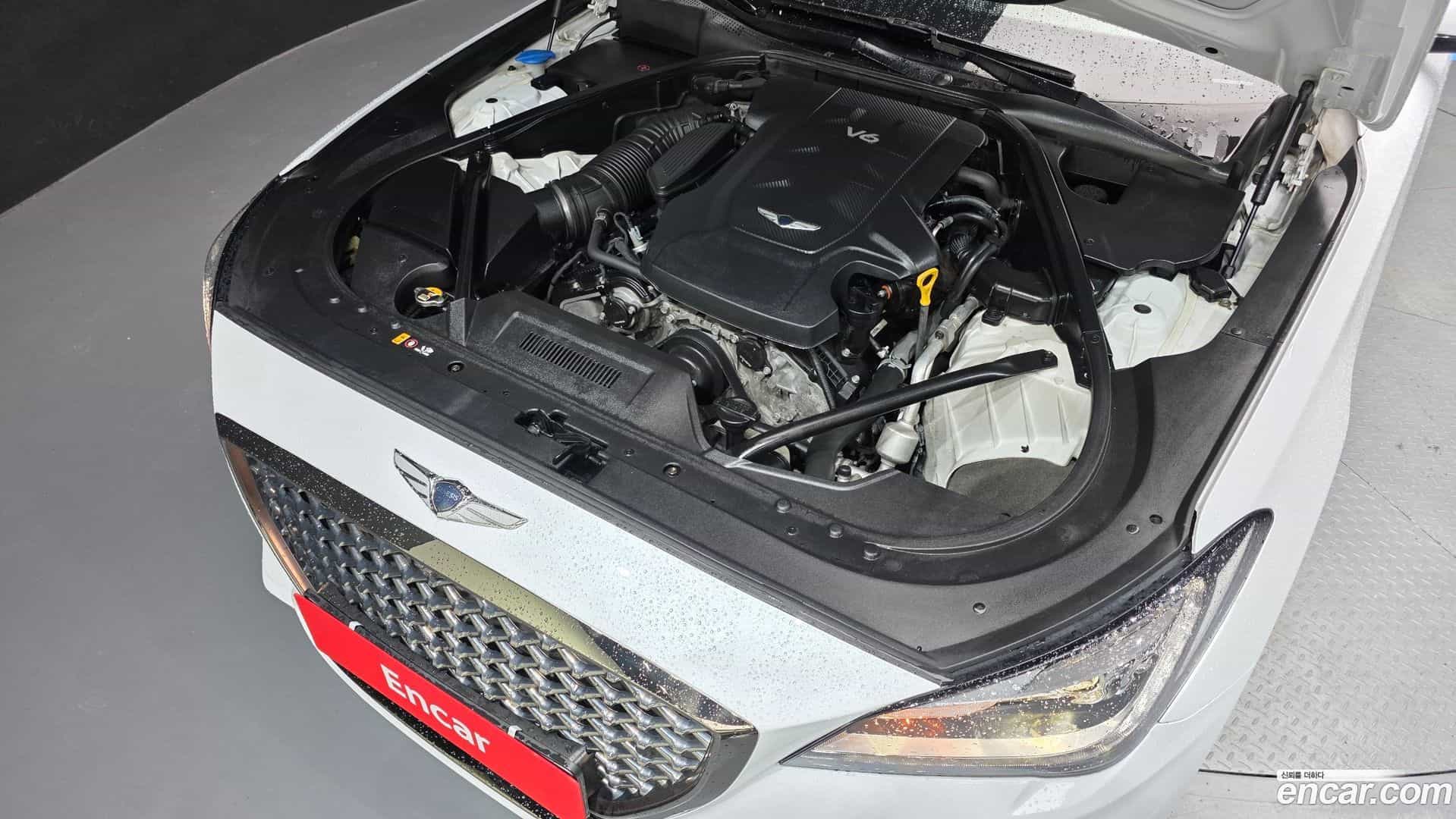 G80 Genesis 2018.0-INNER-034