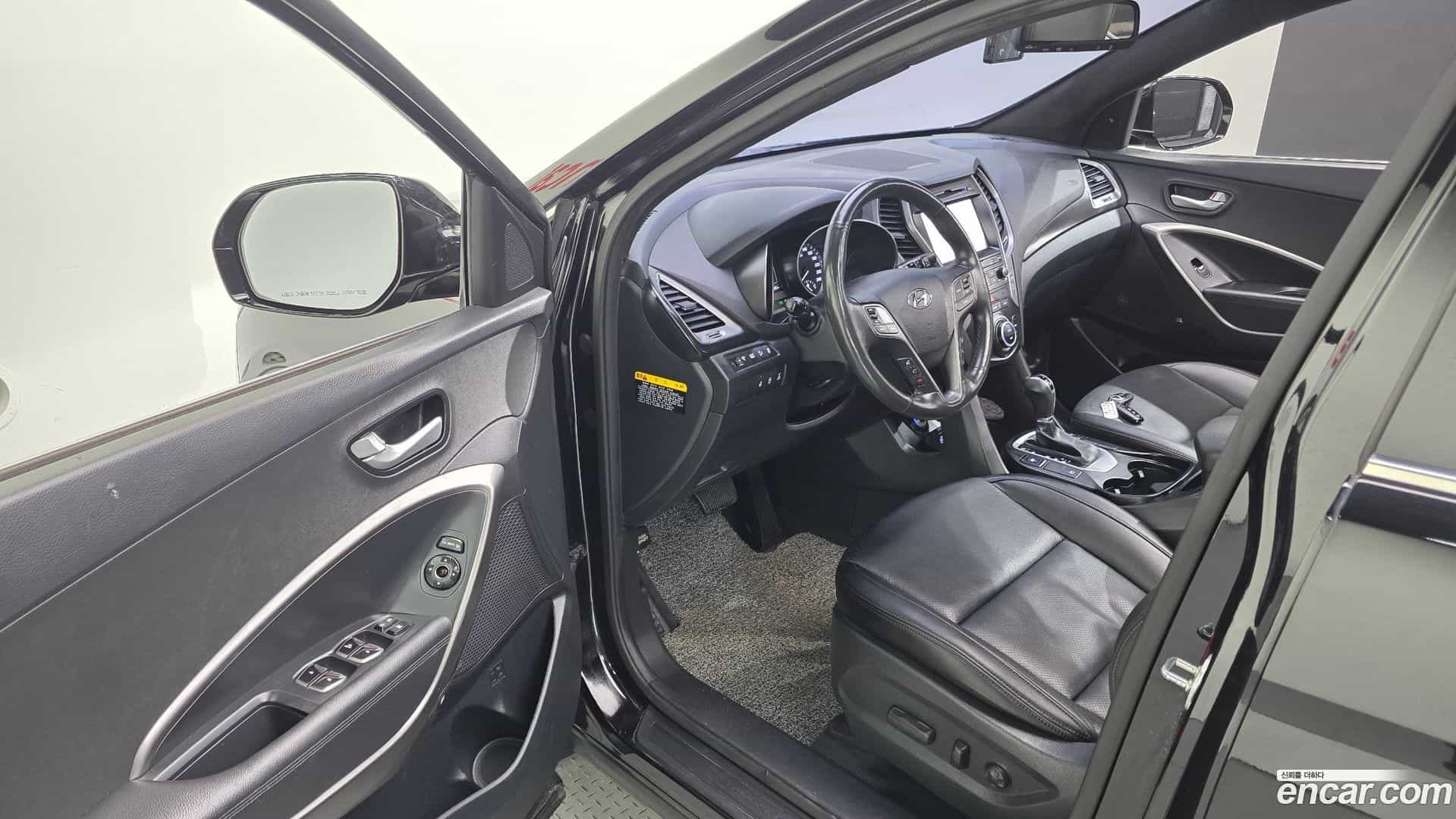 Santafe Hyundai 2016.3-OPTION-016