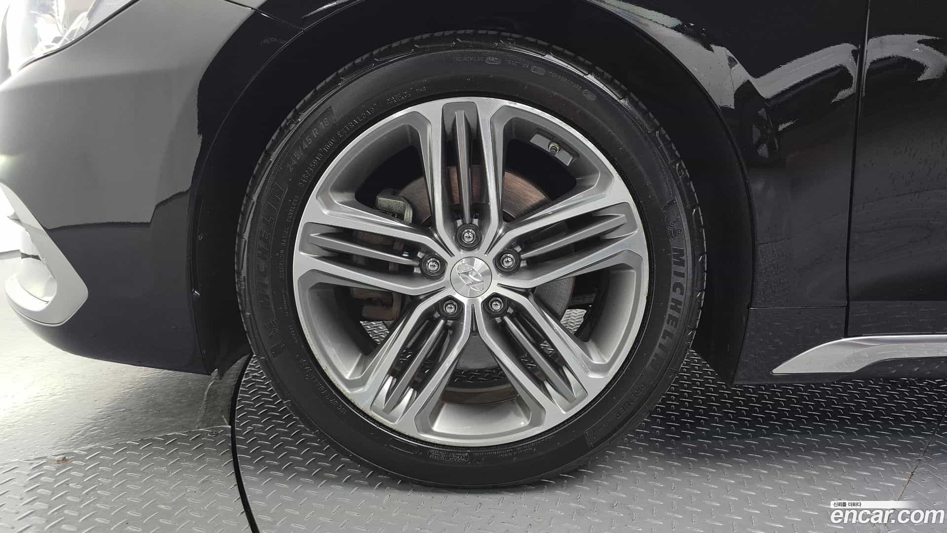 Grandeur Hyundai 2017.6-OUTER-005