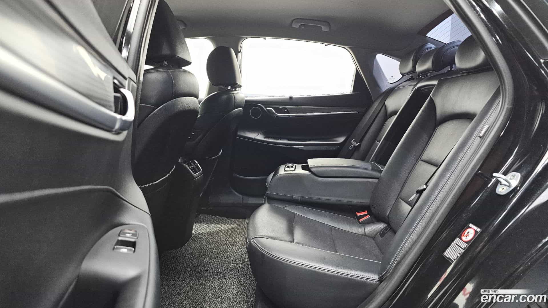 Grandeur Hyundai 2017.6-OPTION-015