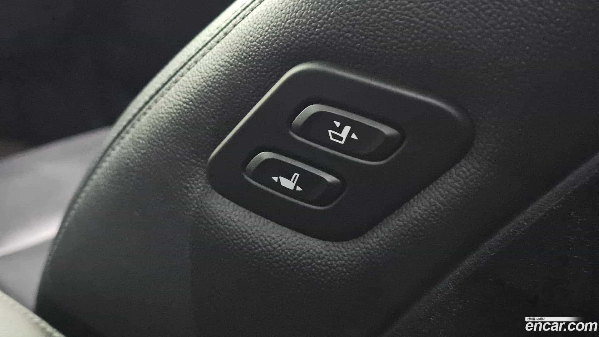 Grandeur Hyundai 2017.6-OPTION-040