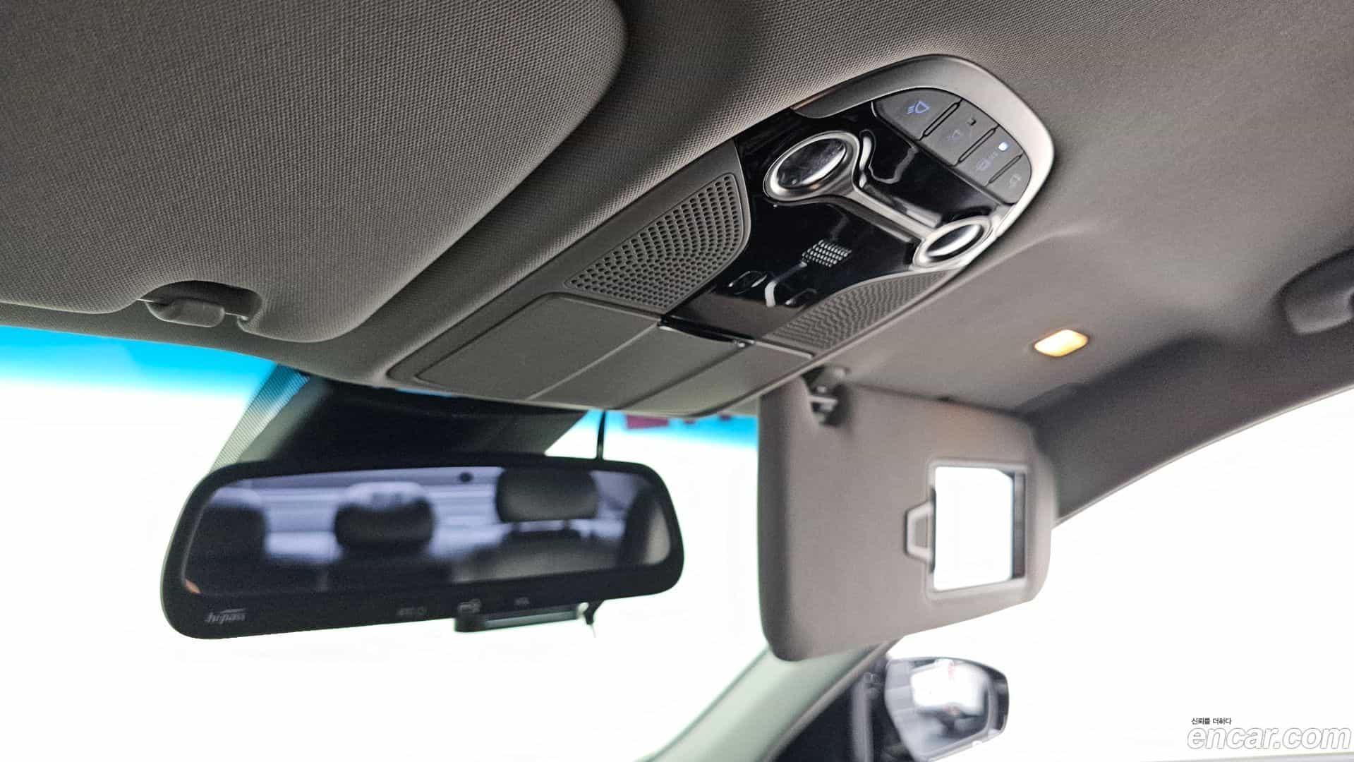 Grandeur Hyundai 2017.6-OPTION-041