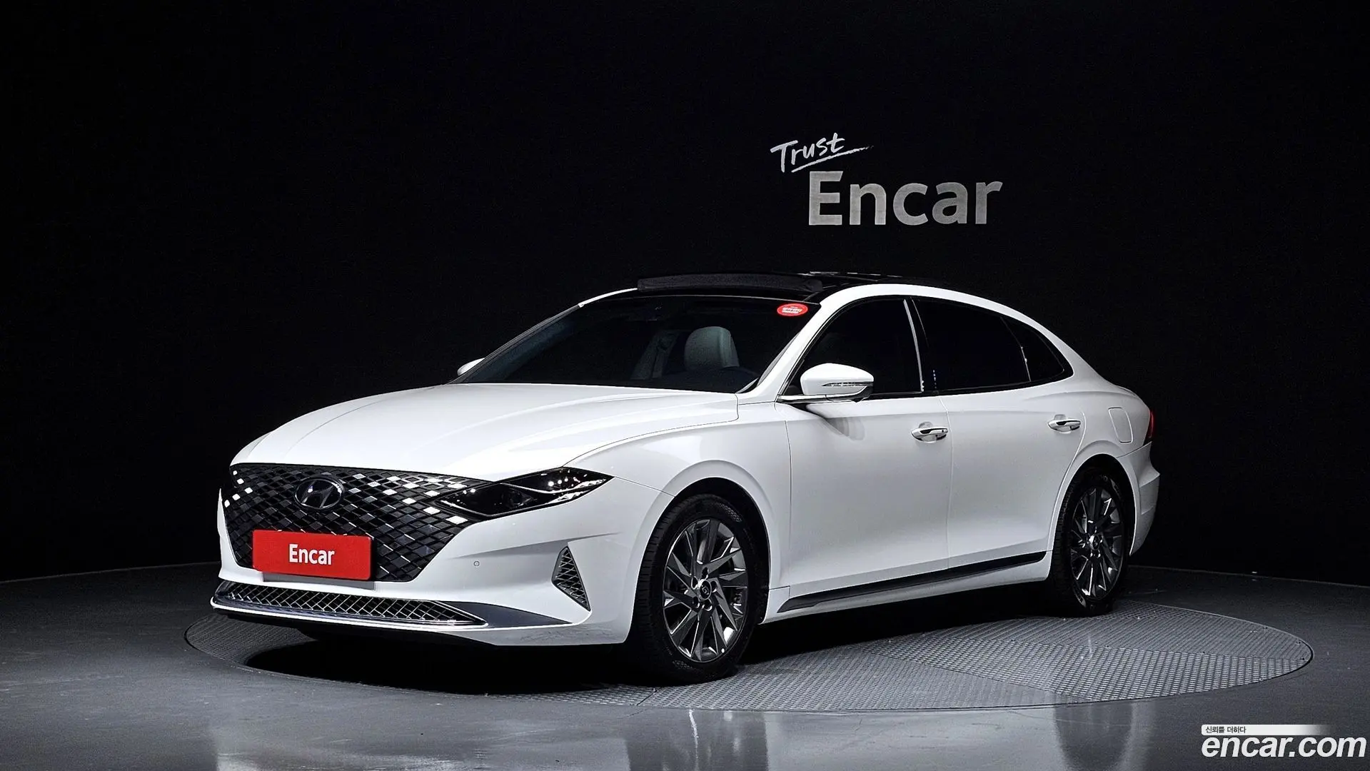 Main__Slider__Photo:Grandeur Hyundai 2022.0-0