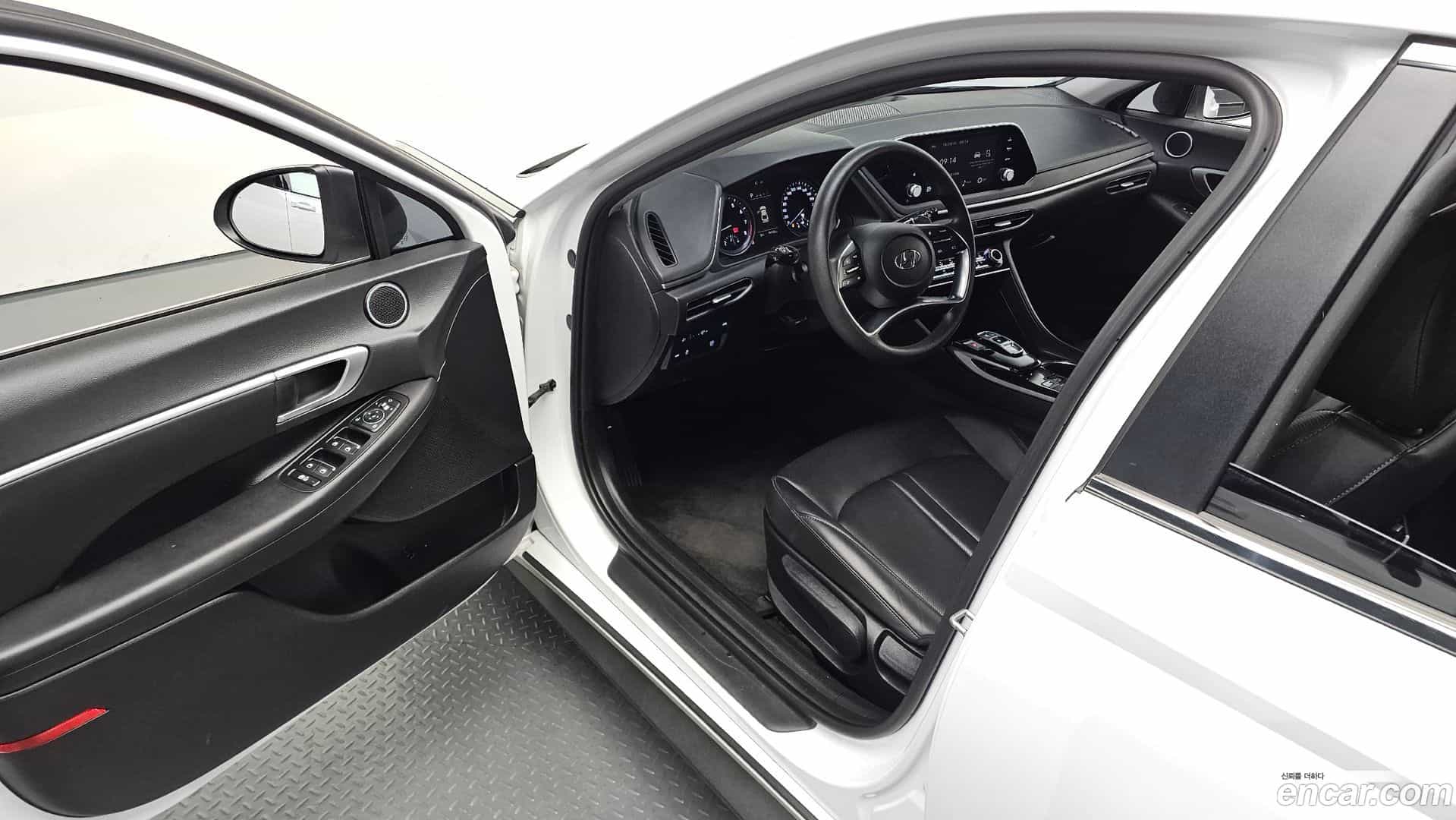 Sonata Hyundai 2023.2-OPTION-015
