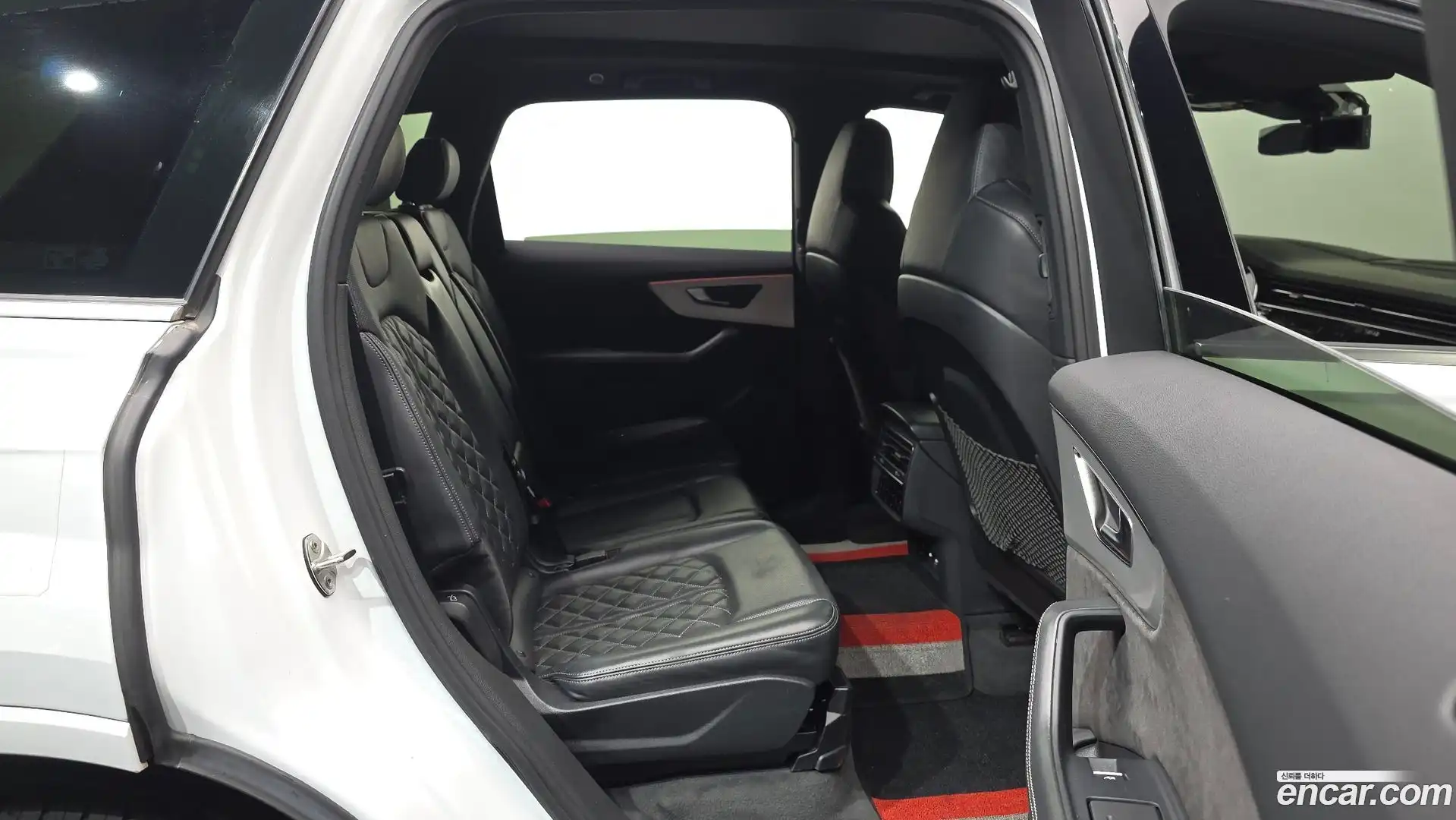 Q7 Audi 2020.6-OPTION-016