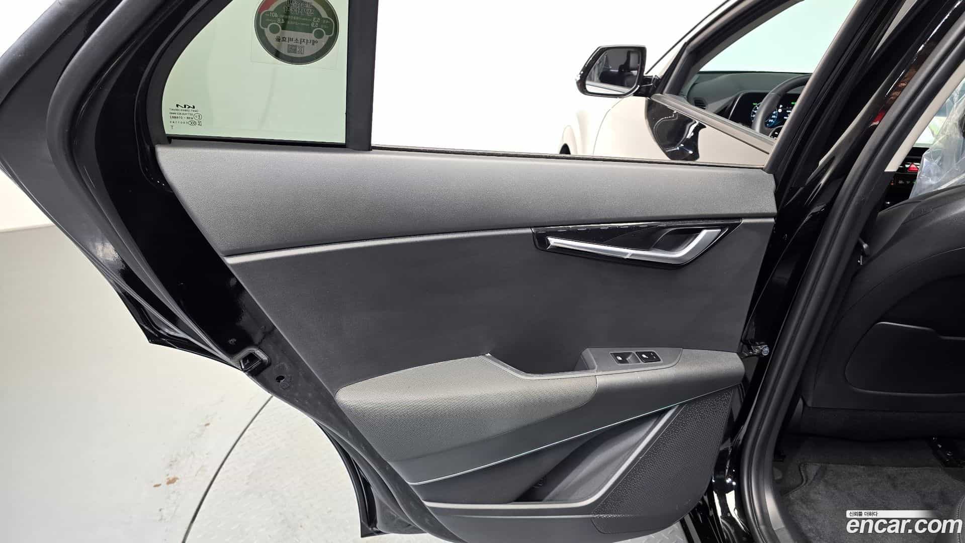 Niro Kia 2023.3-INNER-035