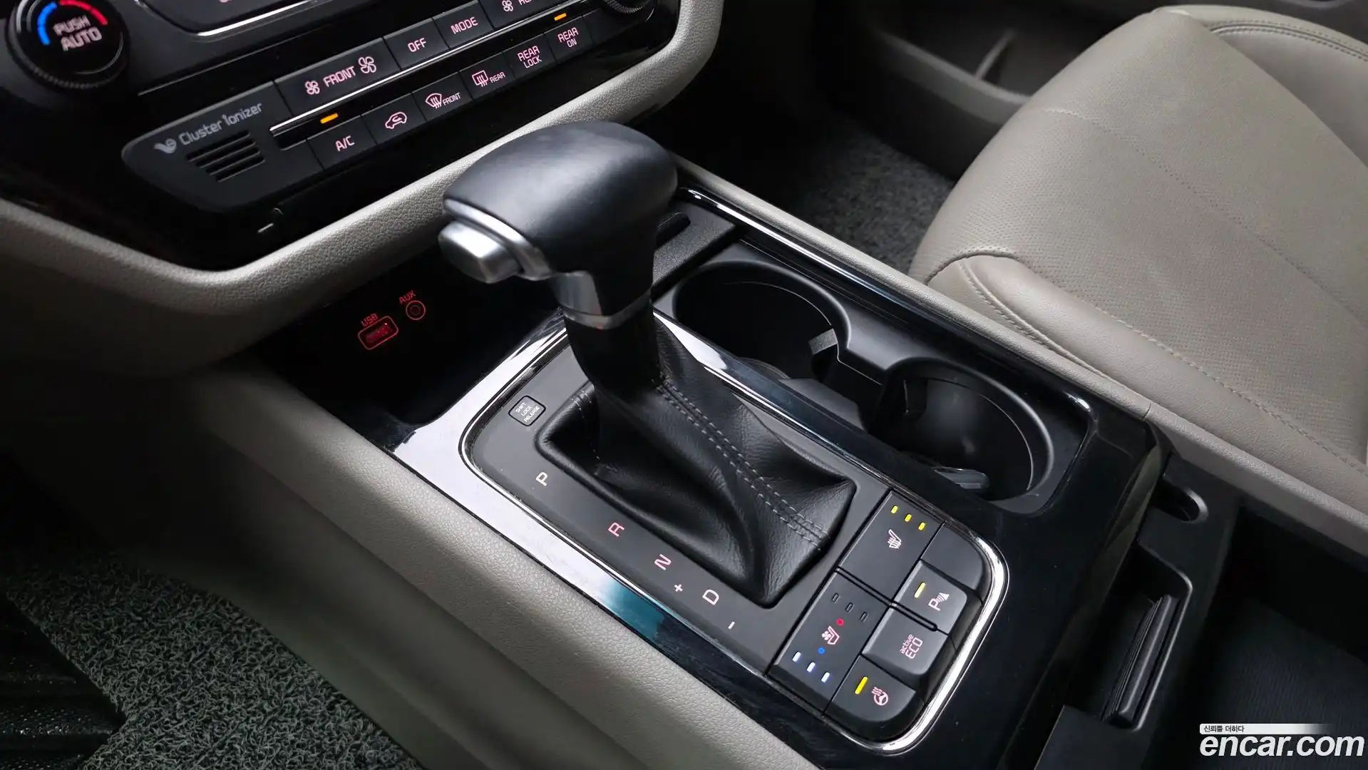 Canival Kia 2018.2-INNER-009