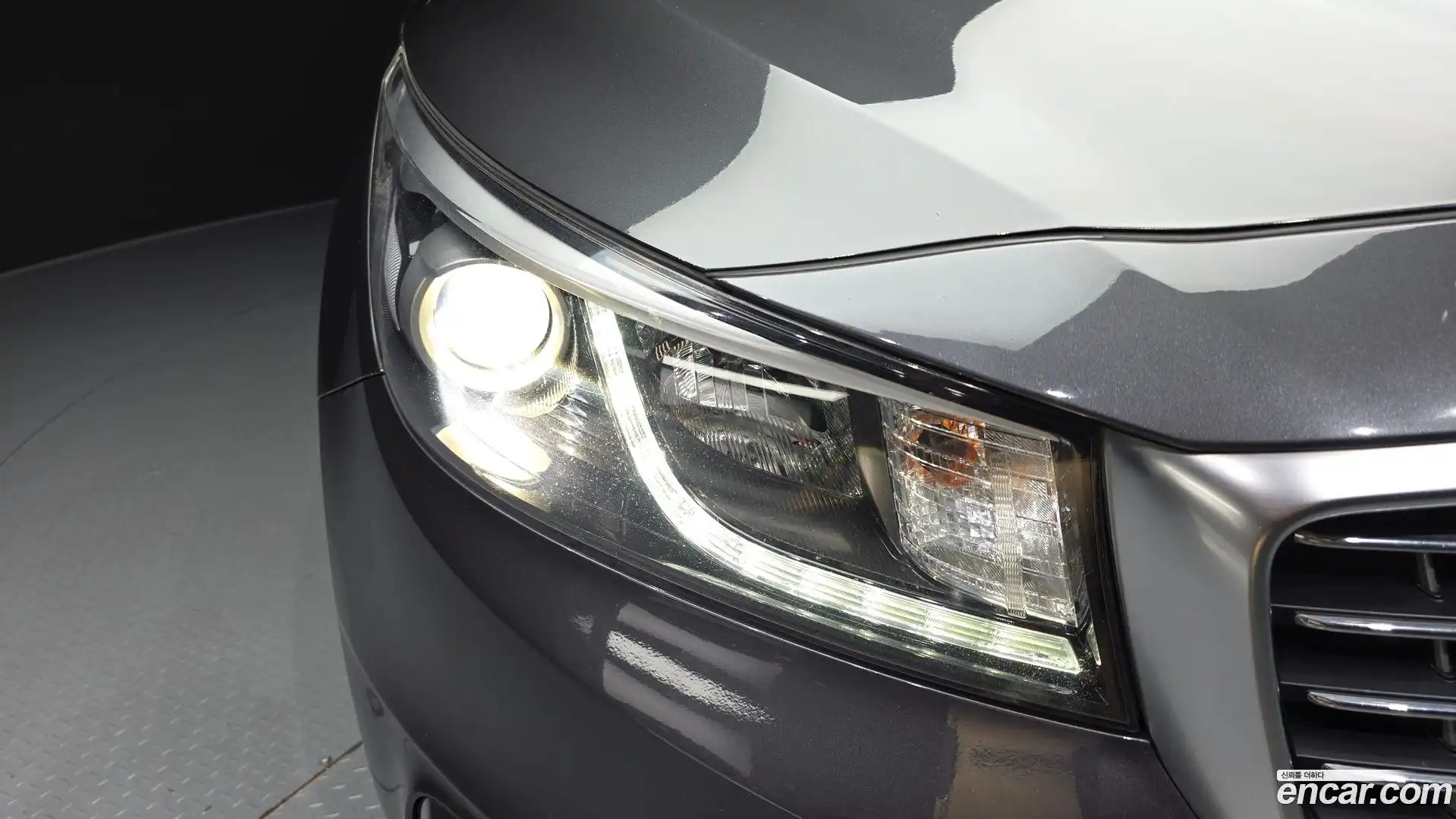 Canival Kia 2018.2-OUTER-032
