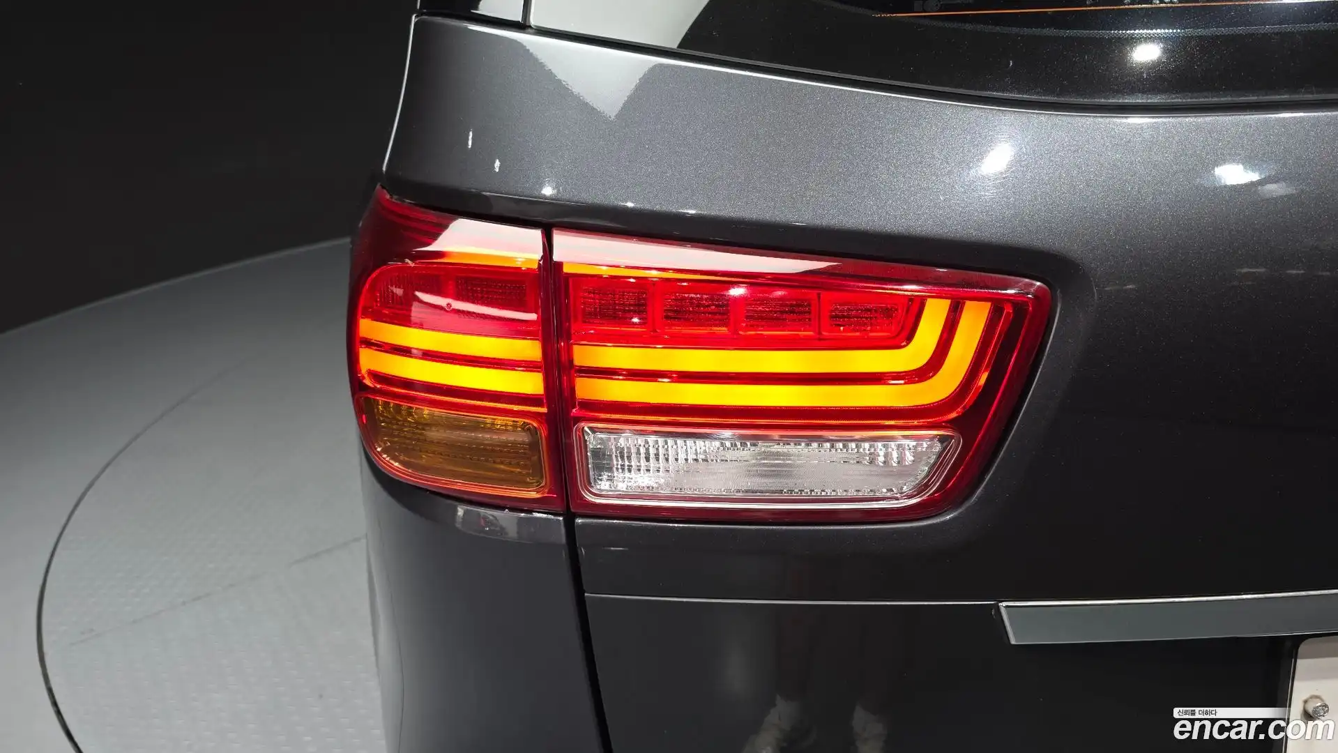 Canival Kia 2018.2-OUTER-033