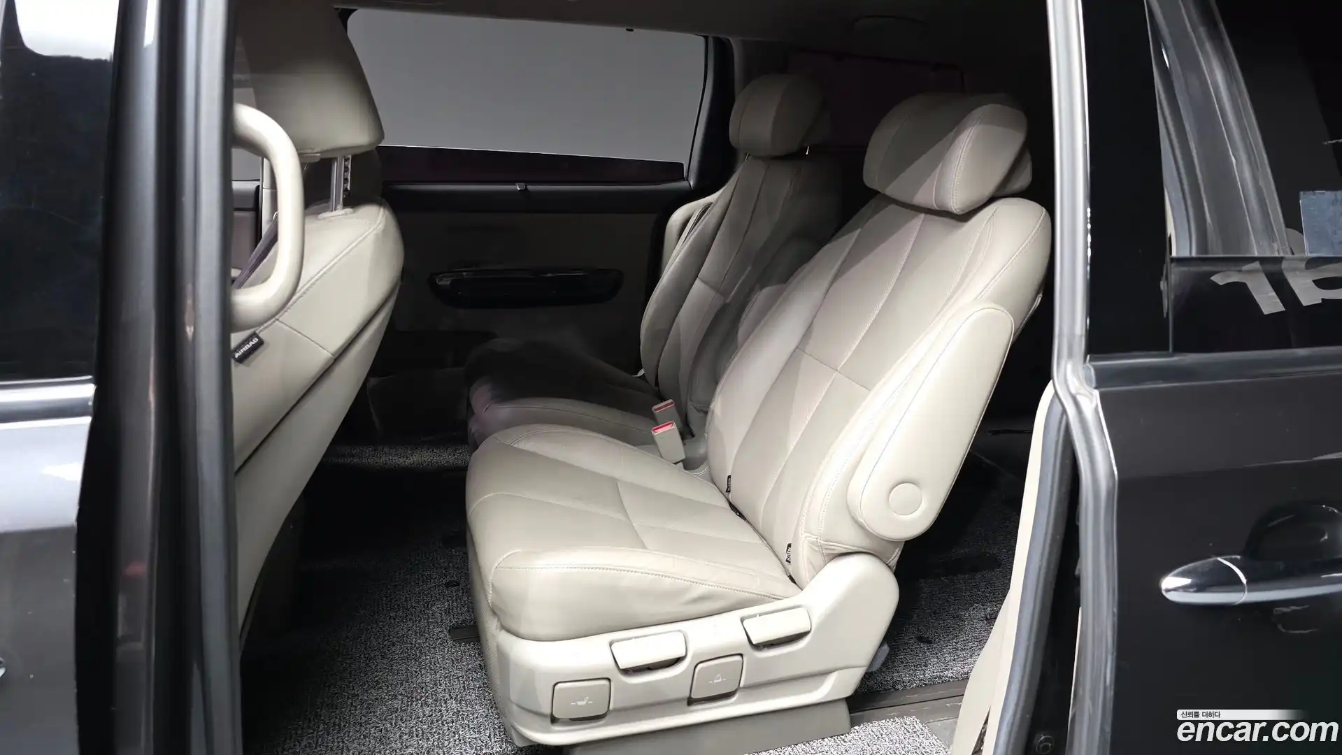 Canival Kia 2018.2-INNER-036