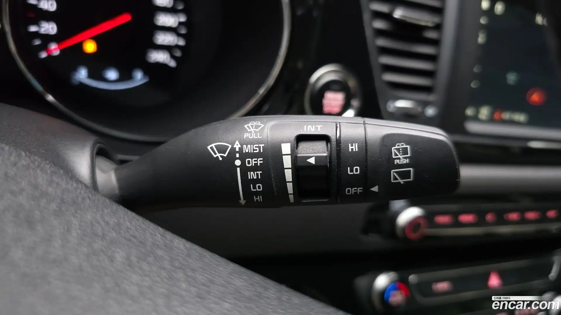 Canival Kia 2018.2-OPTION-043