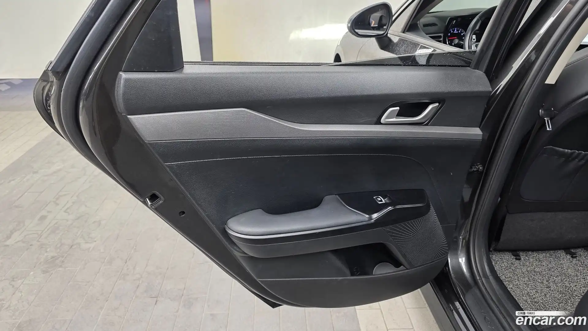 K5 Kia 2021.10-INNER-035