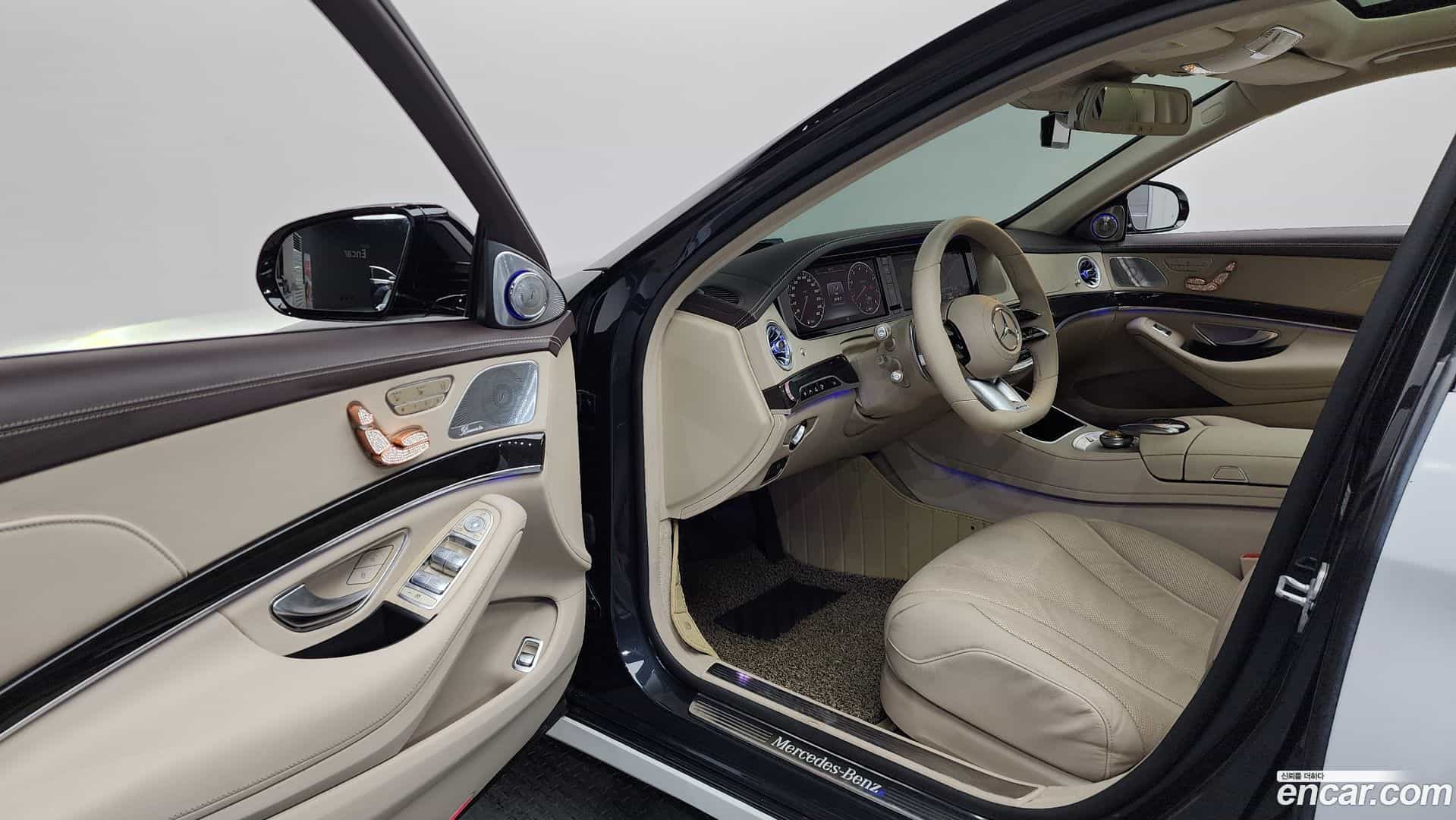 S-Class Mercedes-Benz 2015.2-INNER-010