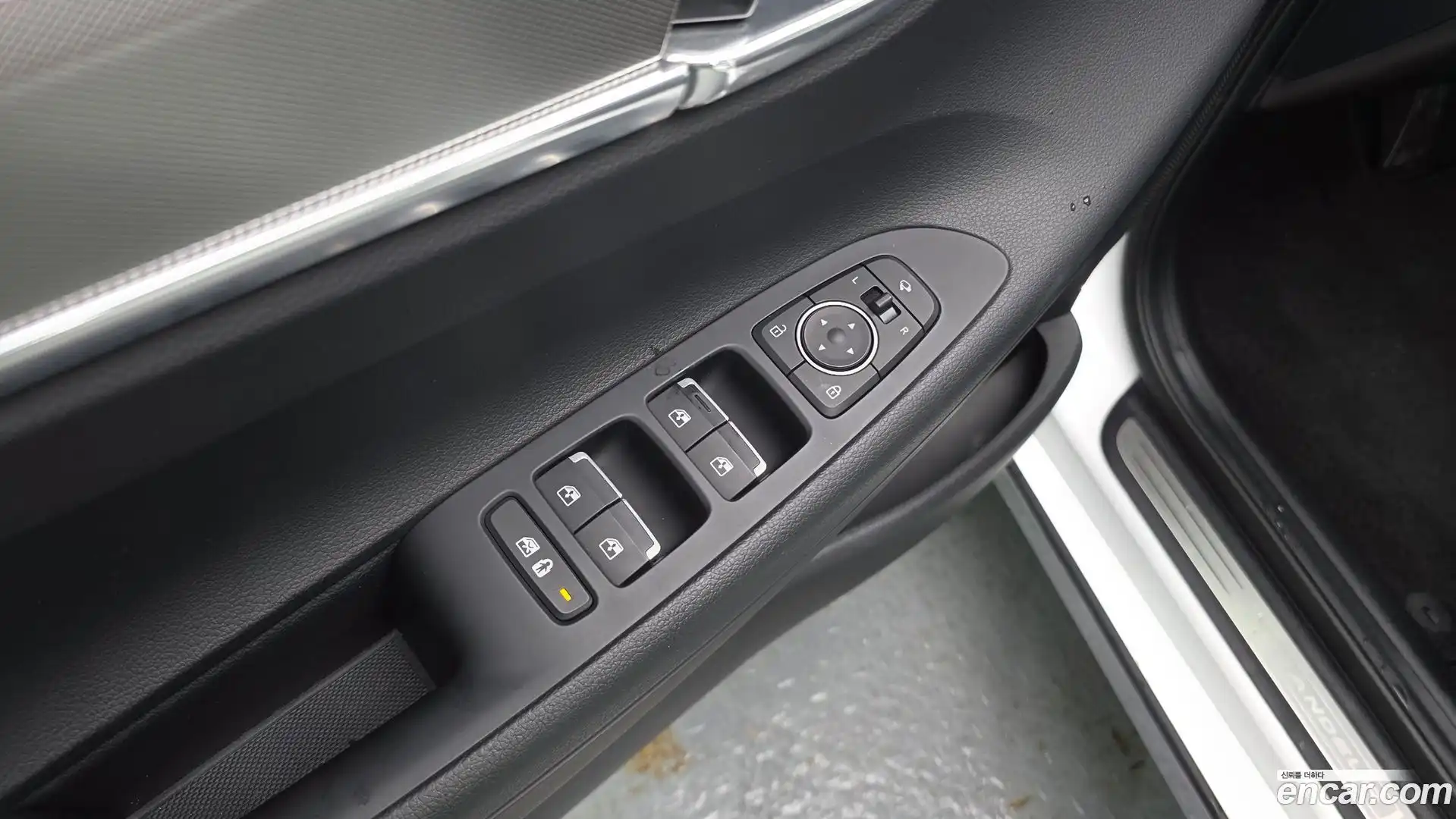 Grandeur Hyundai 2021.5-OPTION-022