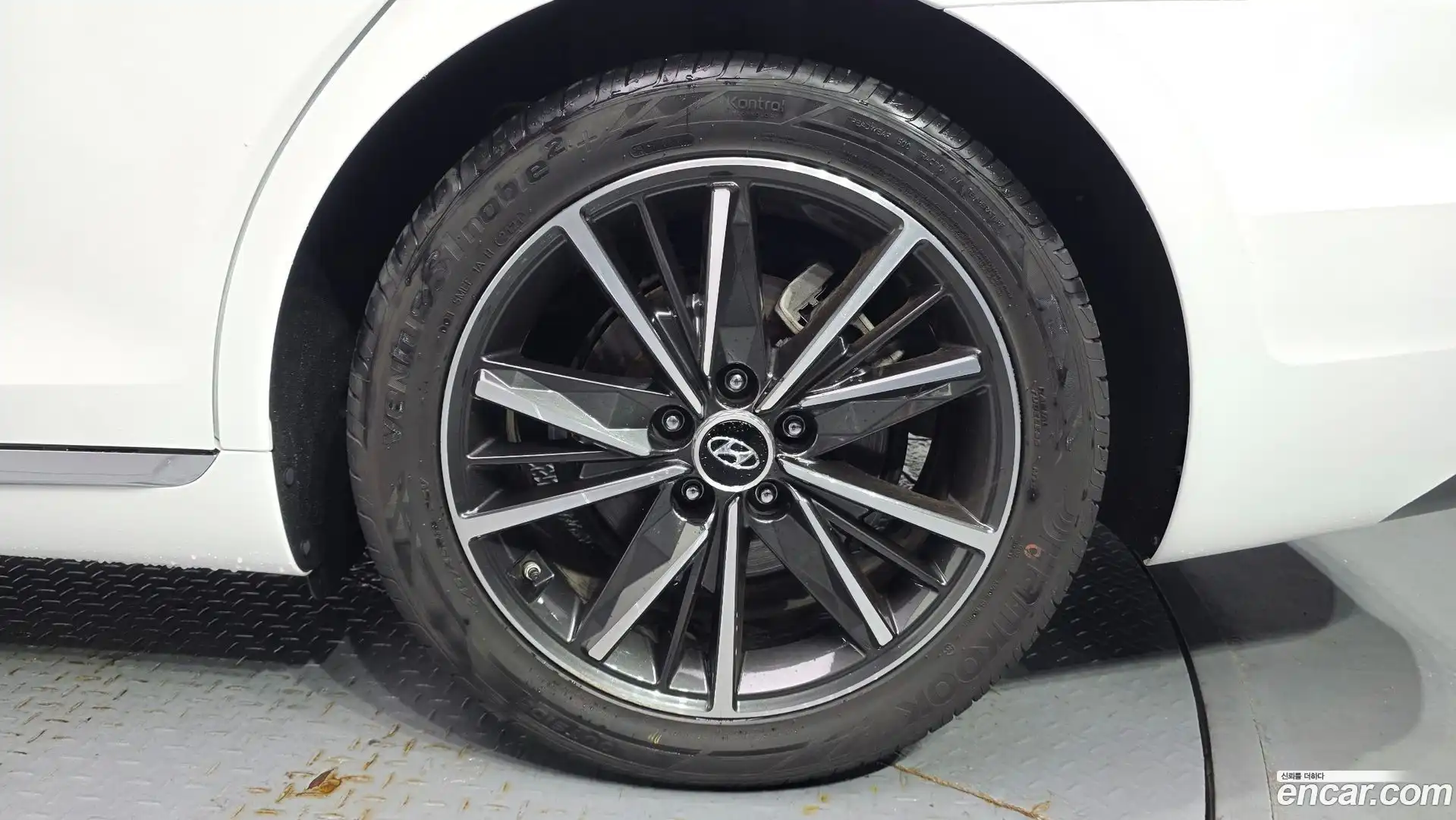 Grandeur Hyundai 2021.5-OUTER-031
