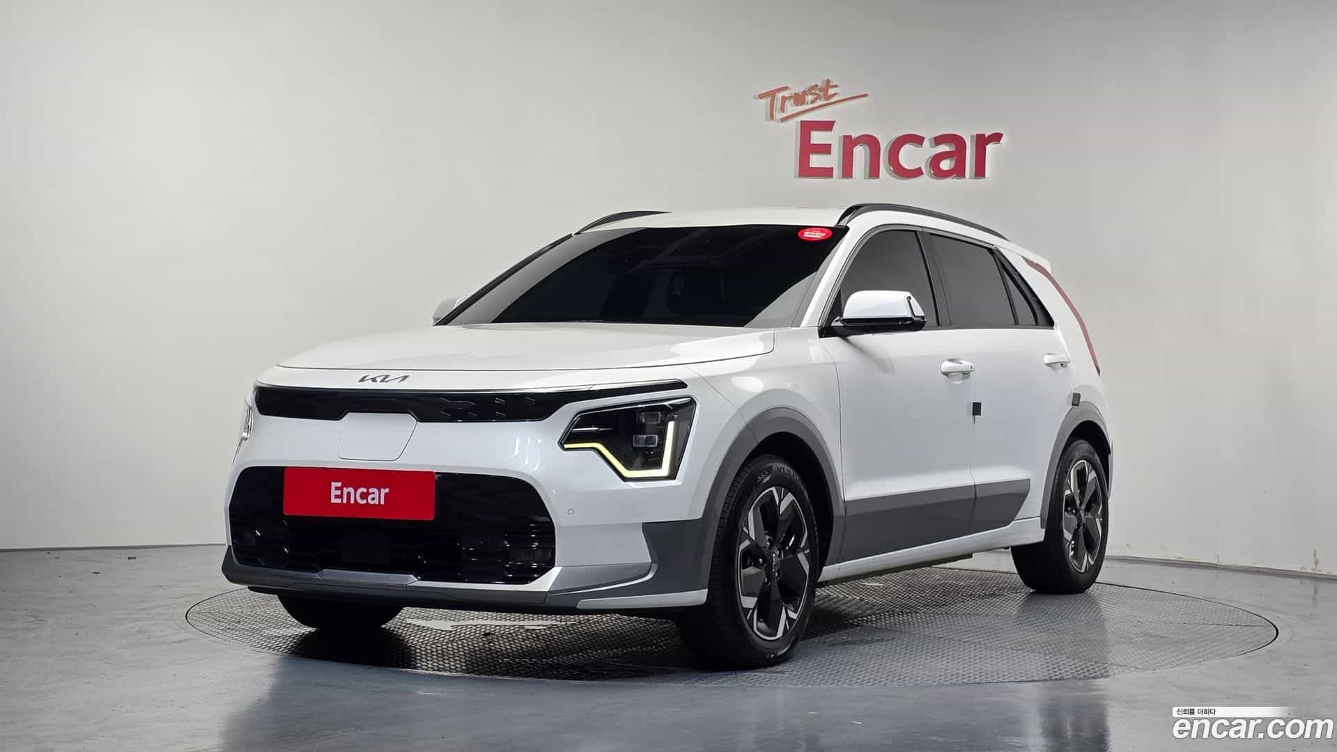 Niro Kia 2023.1-OUTER-001