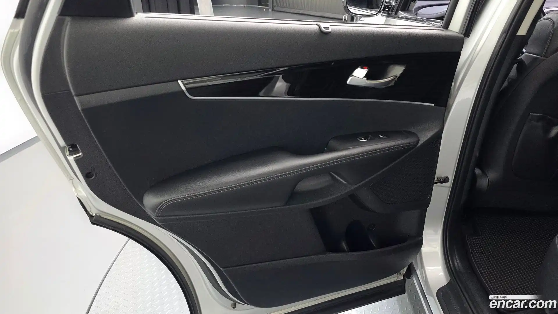 Sorento Kia 2017.11-INNER-035