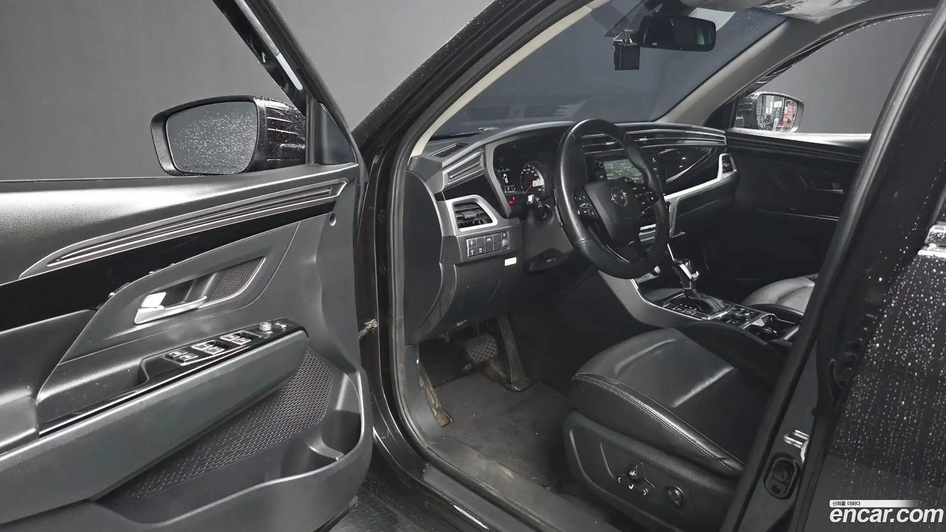 KORANDO KG Mobility 2022.2-INNER-010