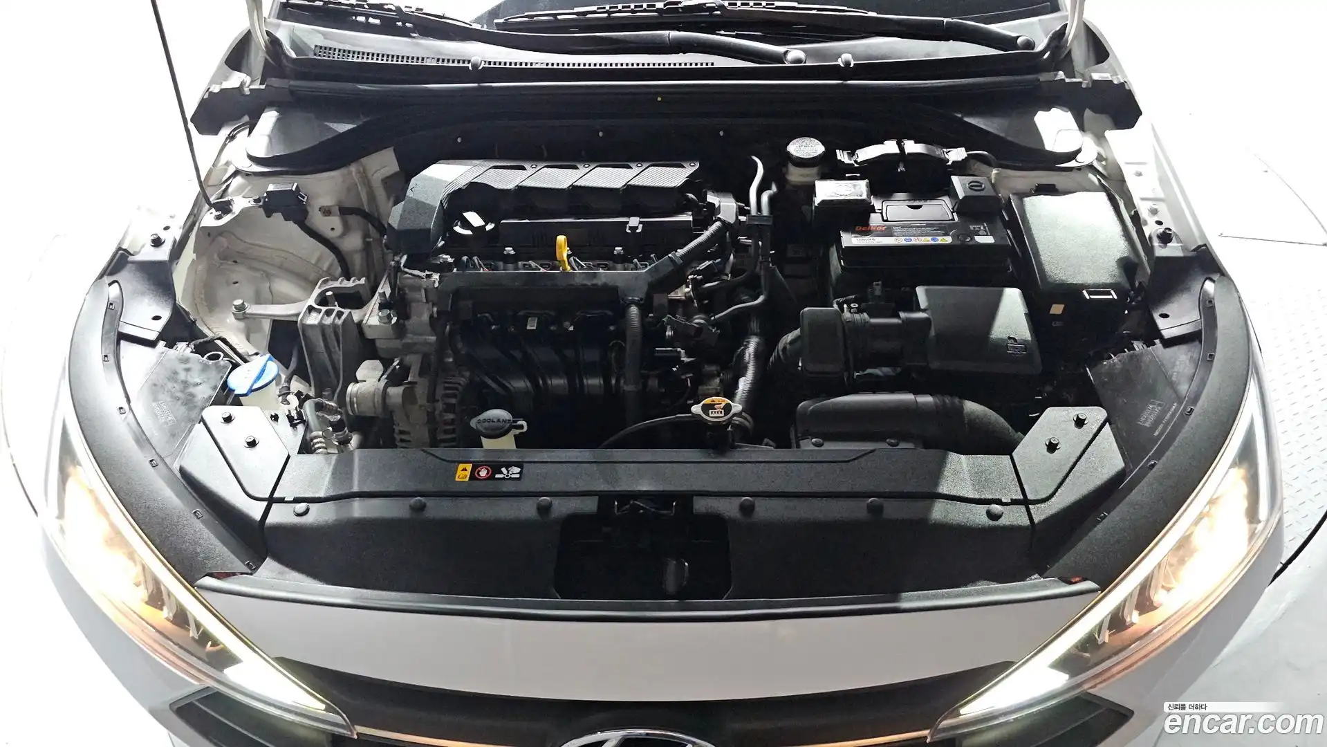 AVANTE Hyundai 2019.1-OUTER-006