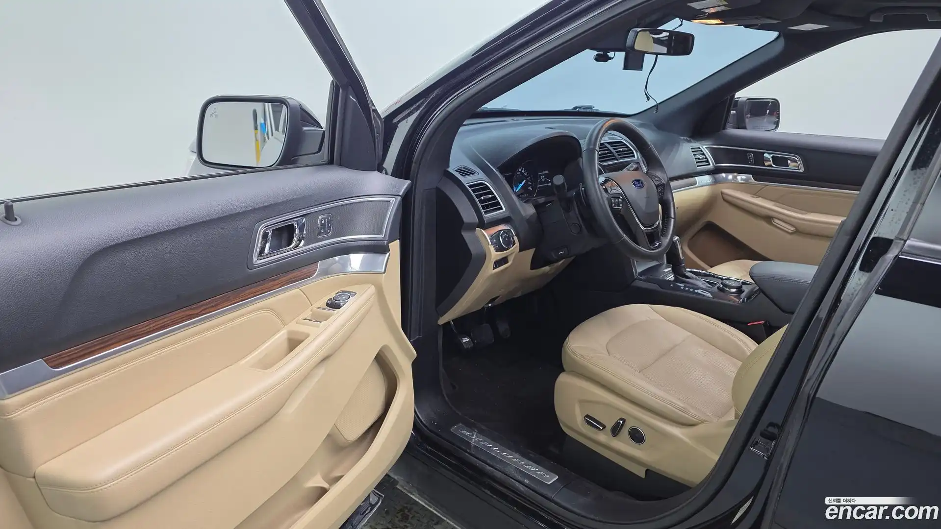 Explorer Ford 2017.11-INNER-010