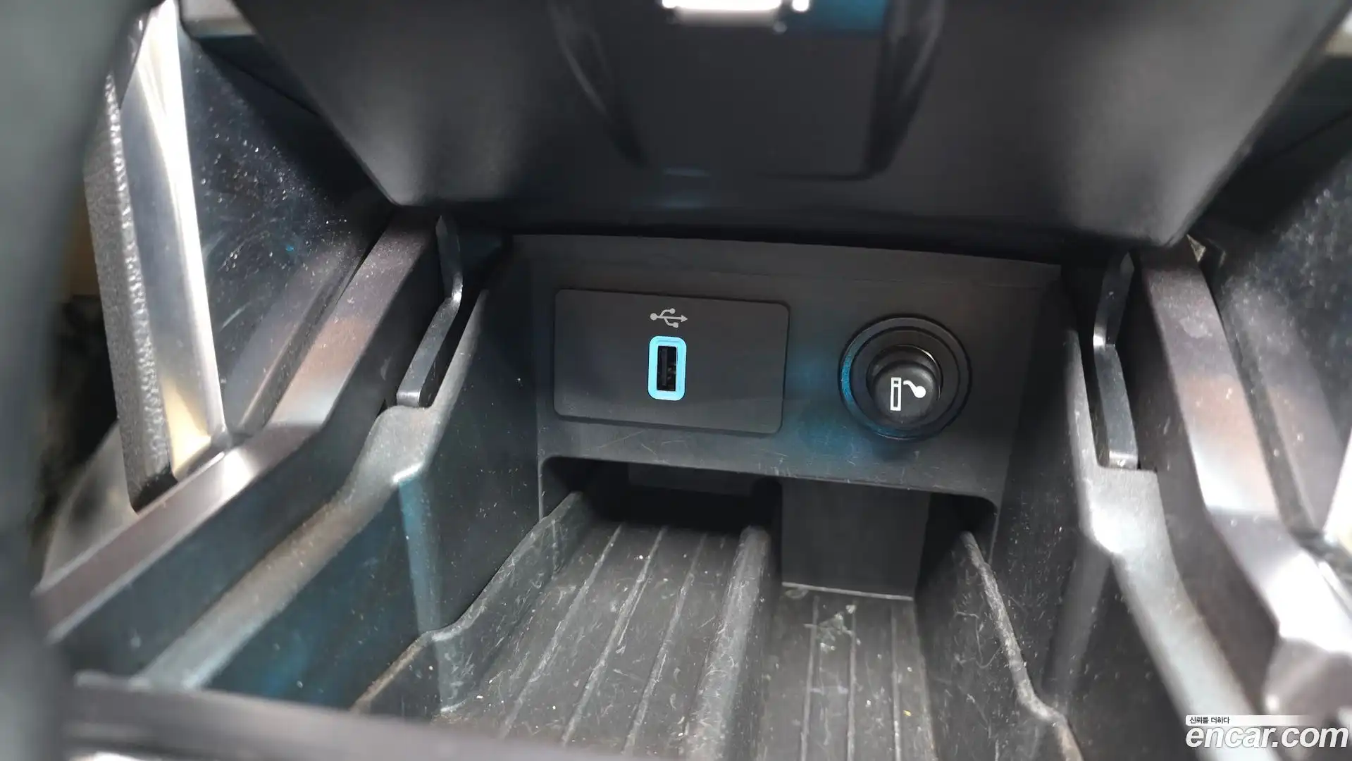 Explorer Ford 2017.11-OPTION-051