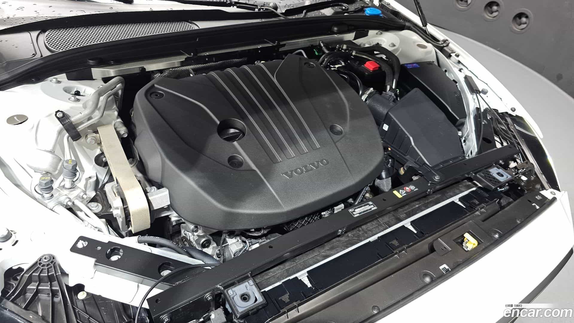 V60 Volvo 2025.8-OUTER-006