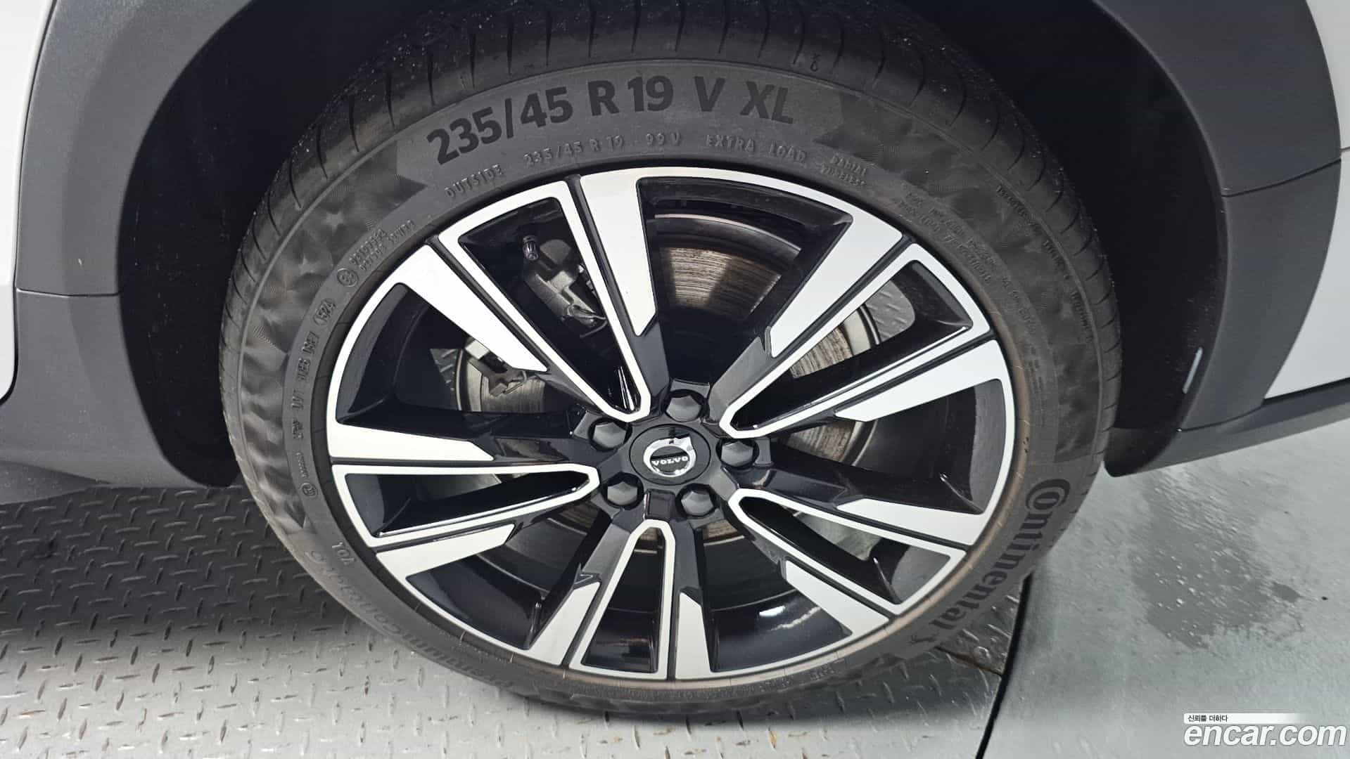 V60 Volvo 2025.8-OUTER-031