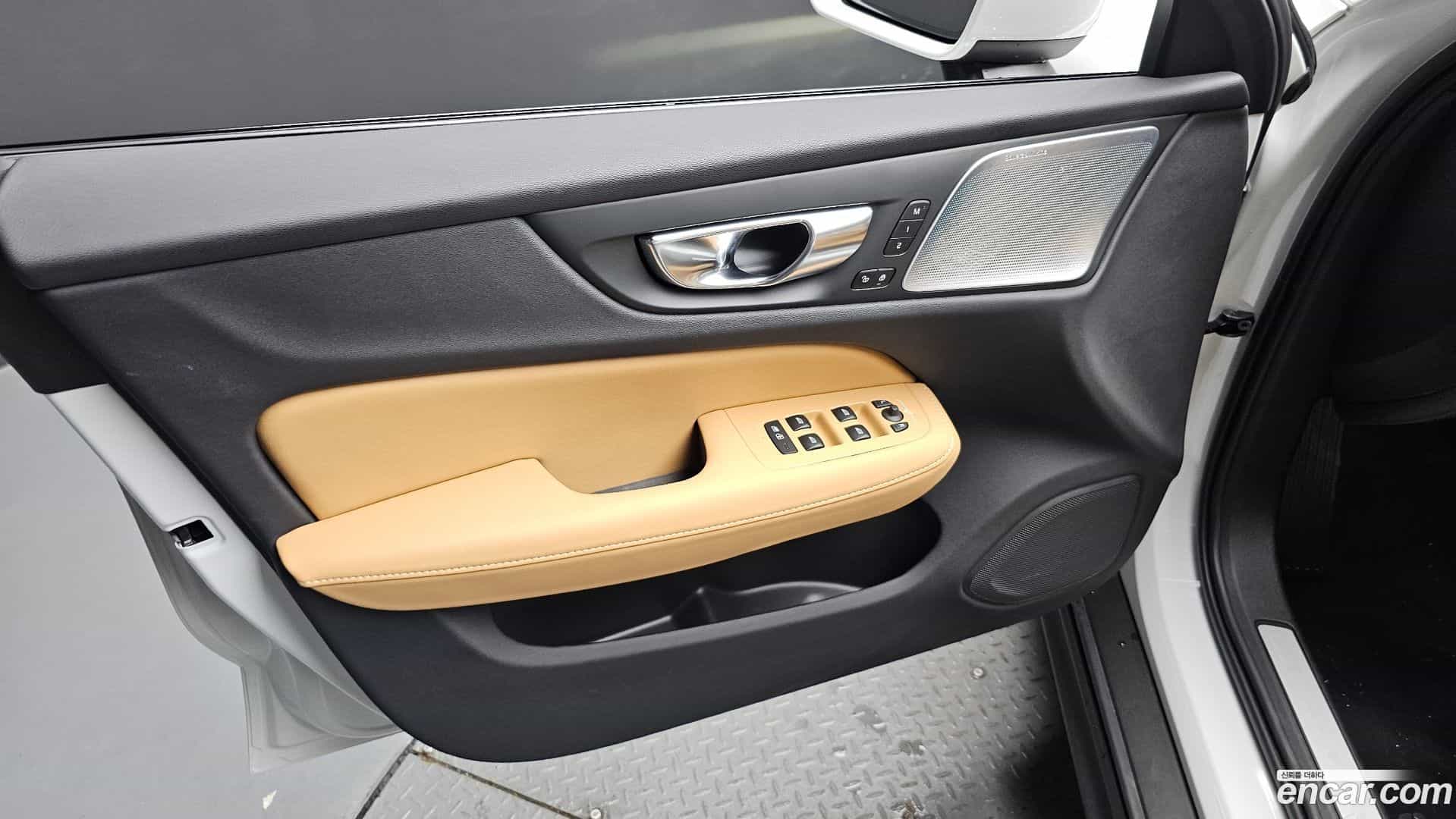 V60 Volvo 2025.8-INNER-034