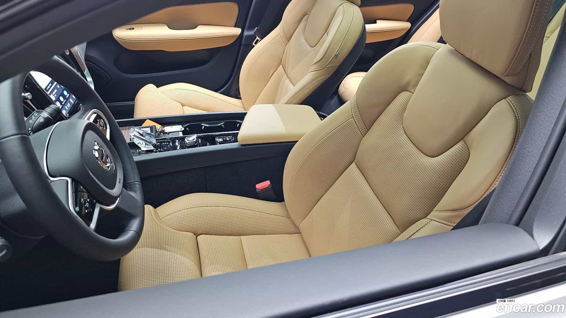 V60 Volvo 2025.8-OPTION-041